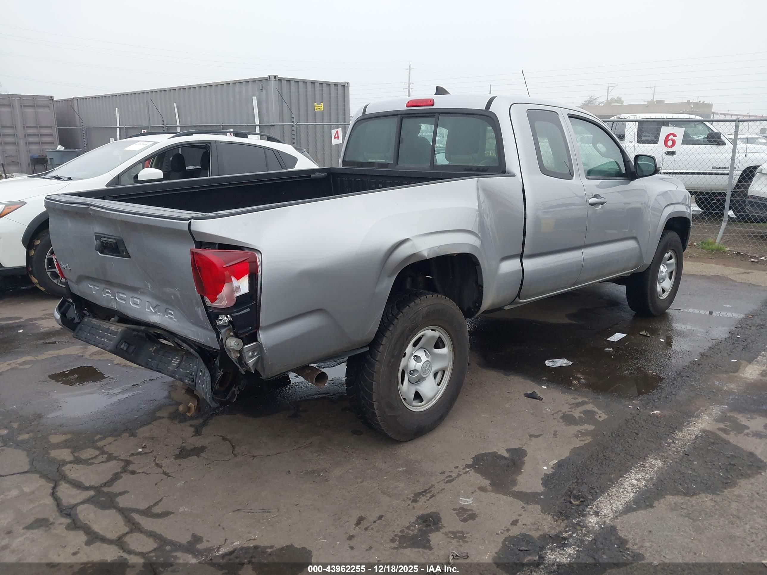 TOYOTA TACOMA image 4