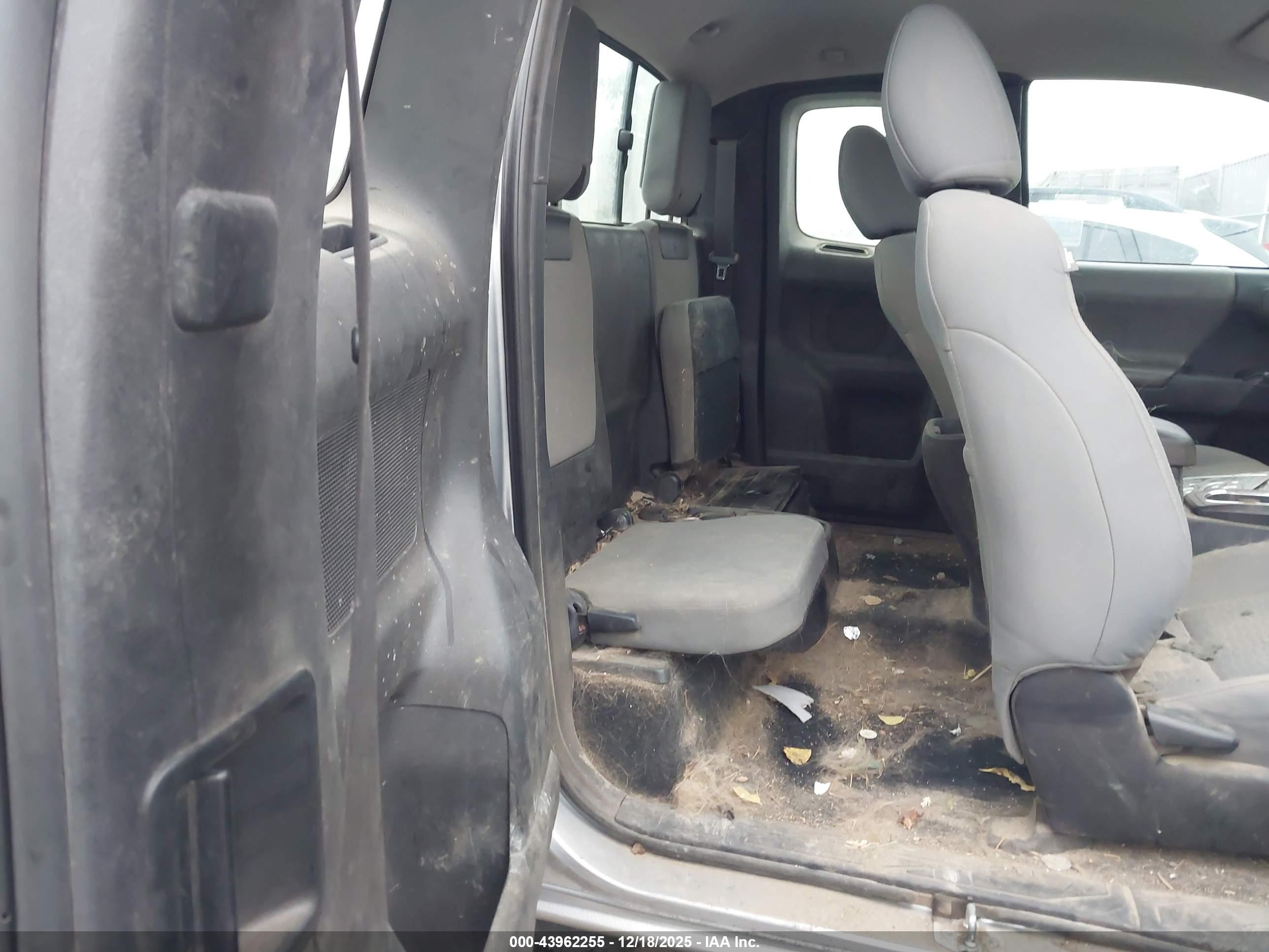 TOYOTA TACOMA image 8