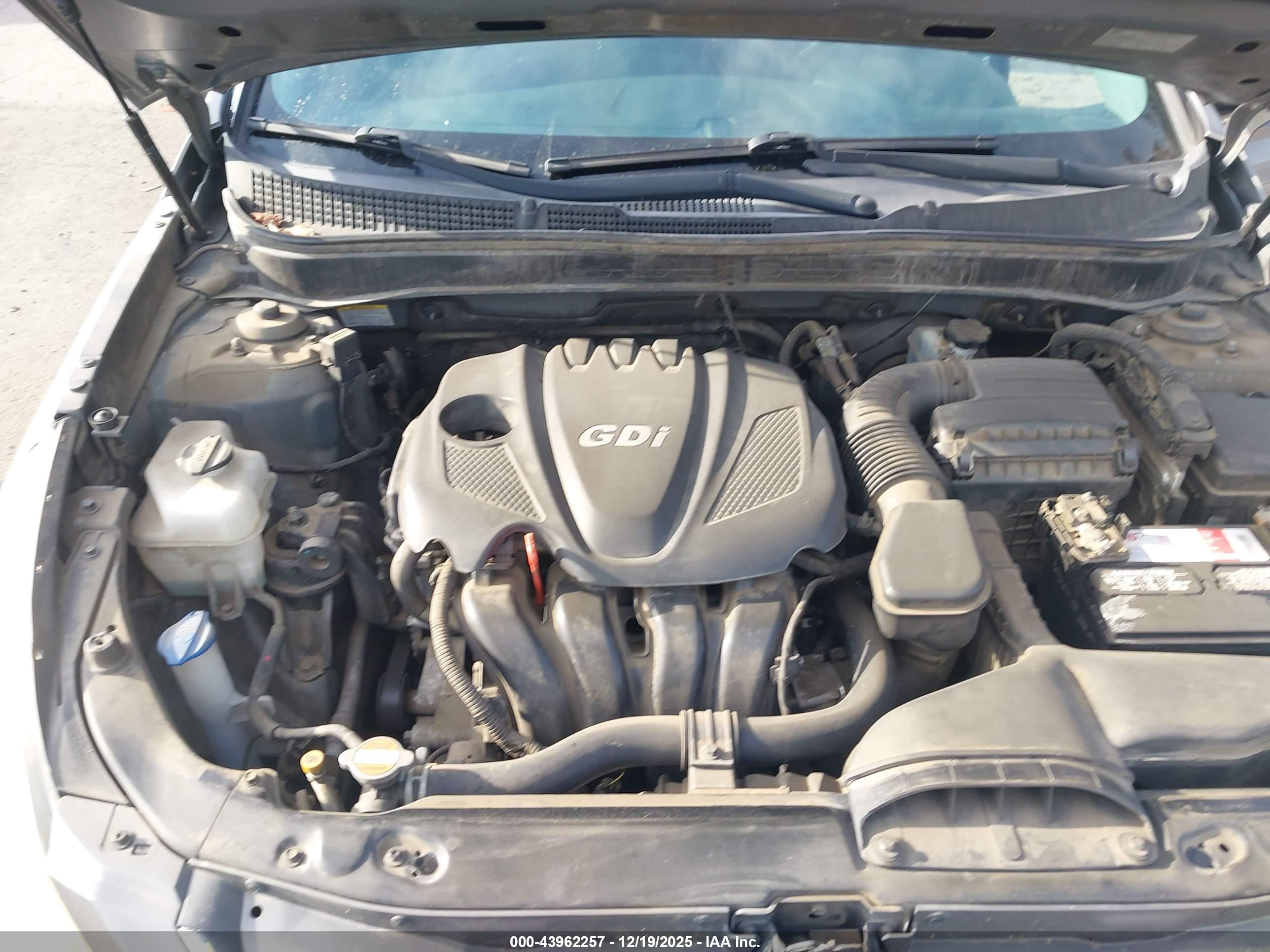 HYUNDAI SONATA image 10