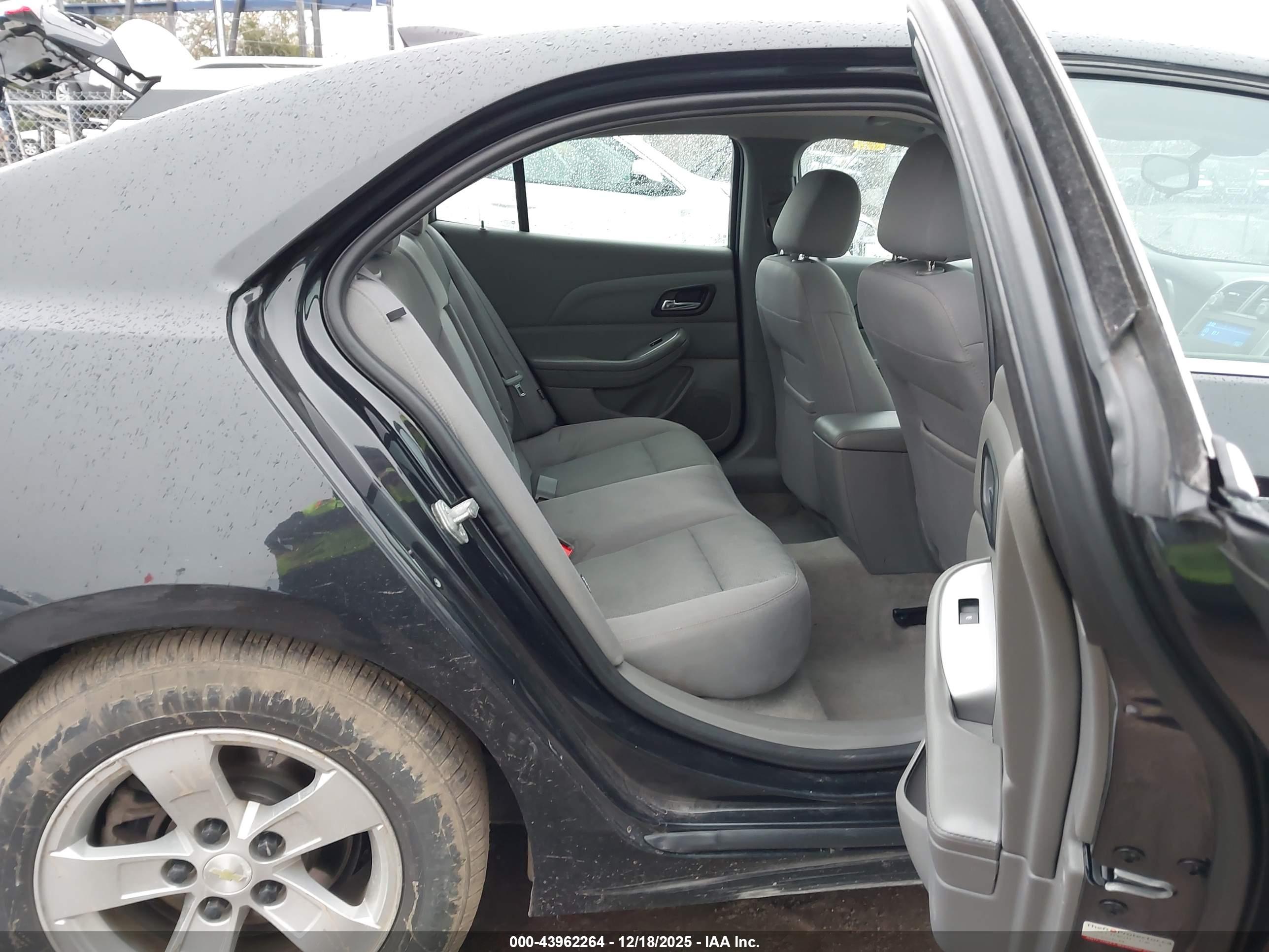 CHEVROLET MALIBU image 8
