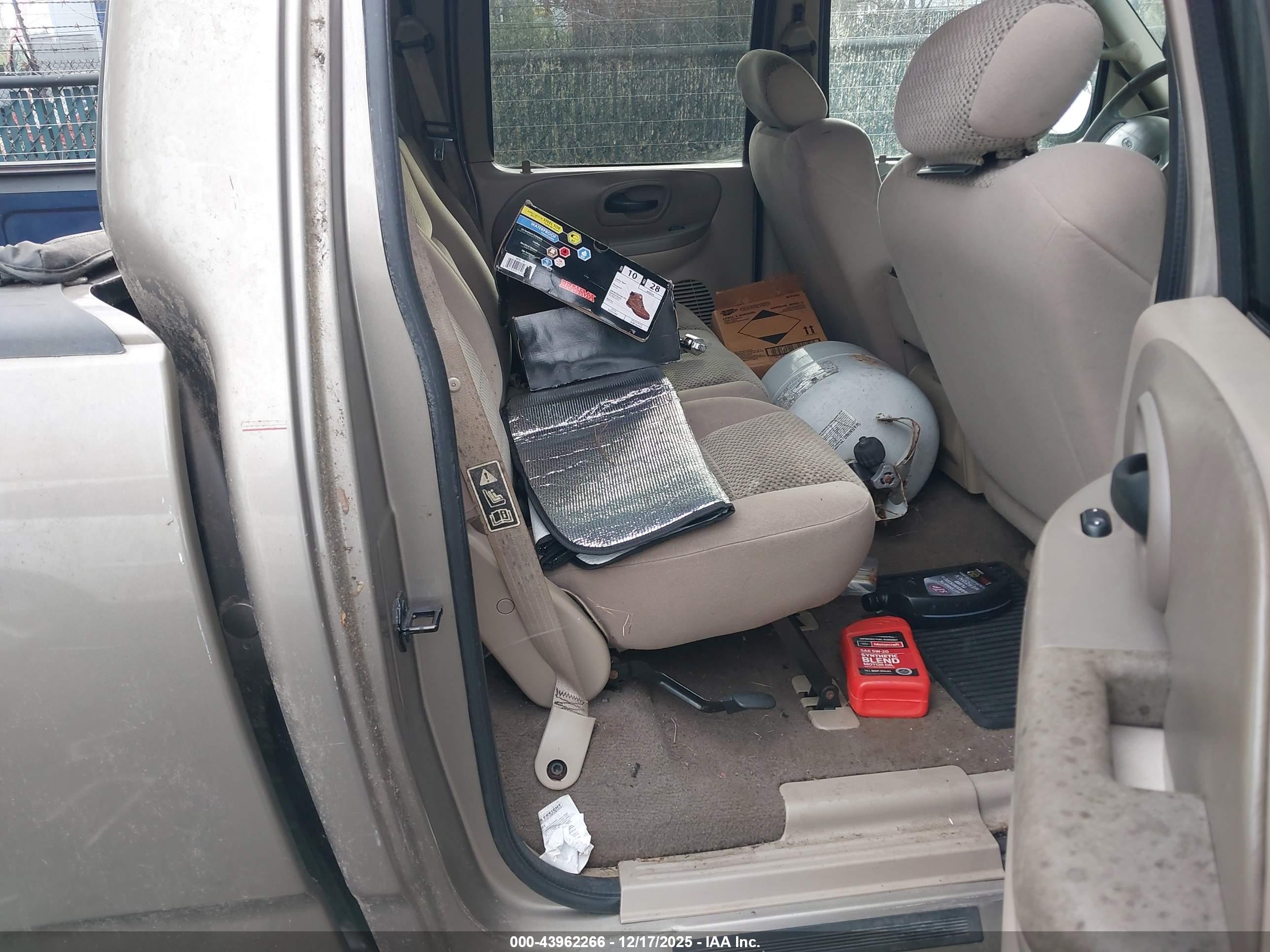 FORD F-150 image 8