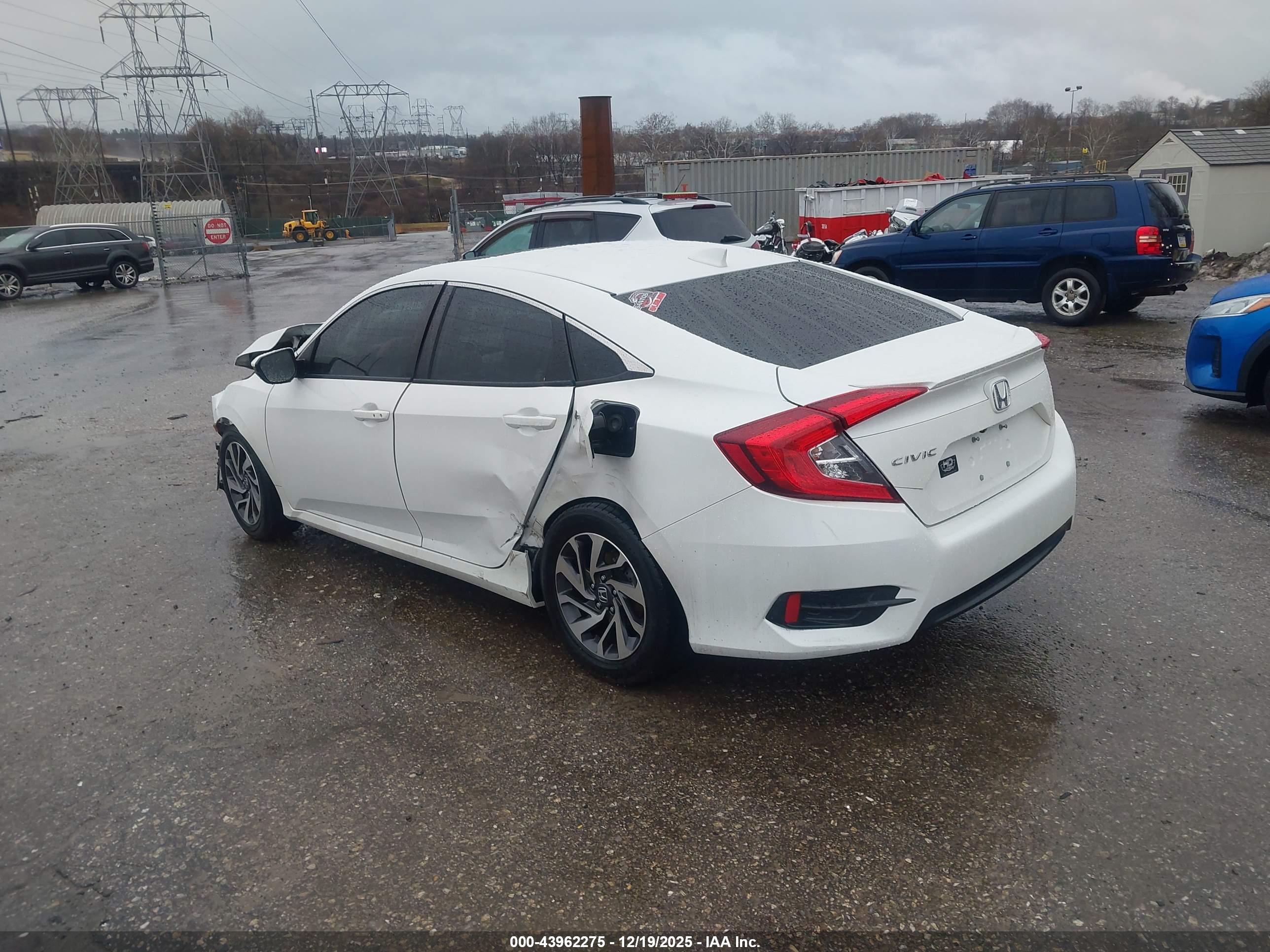 HONDA CIVIC image 3