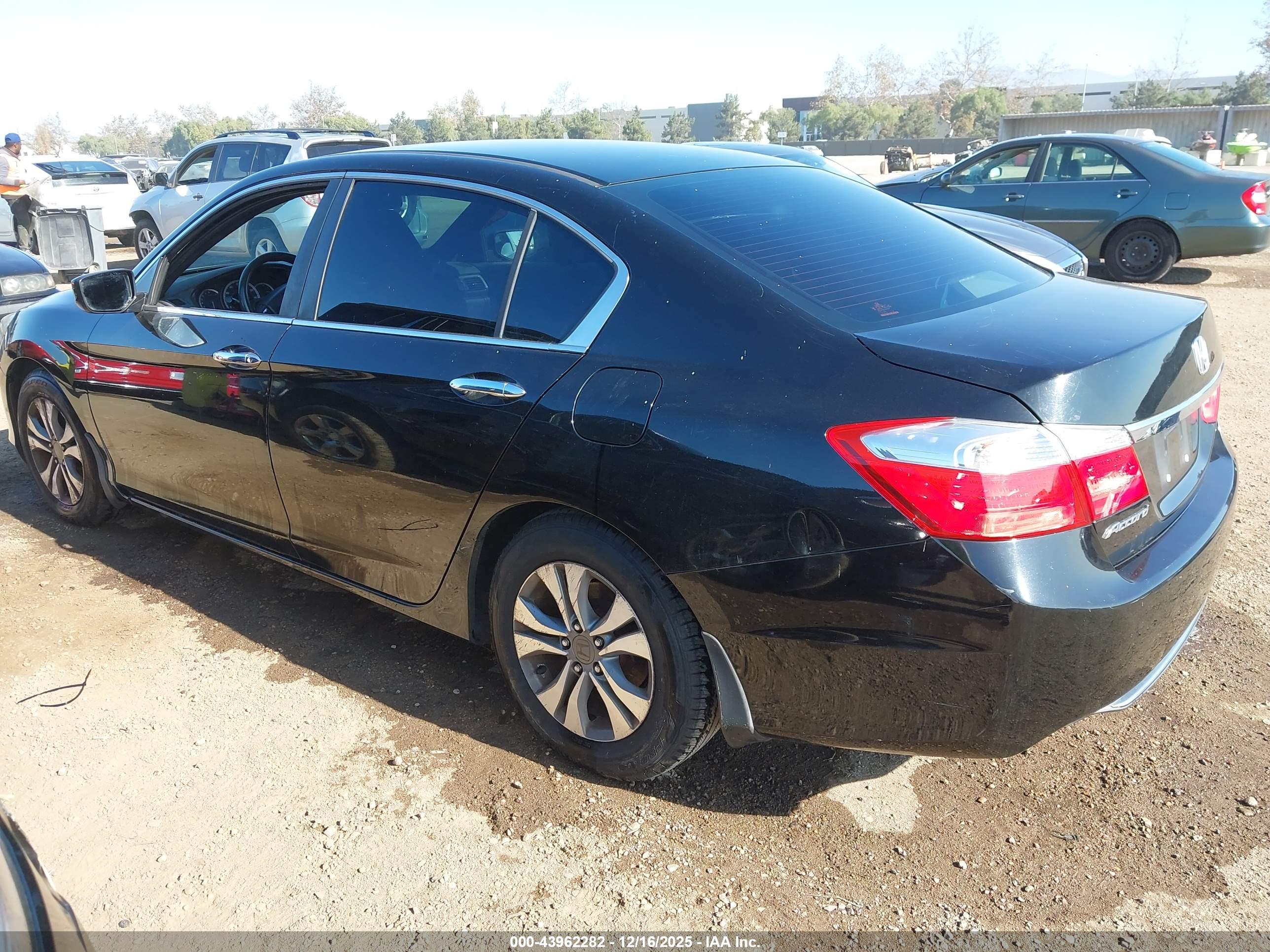 HONDA ACCORD image 3