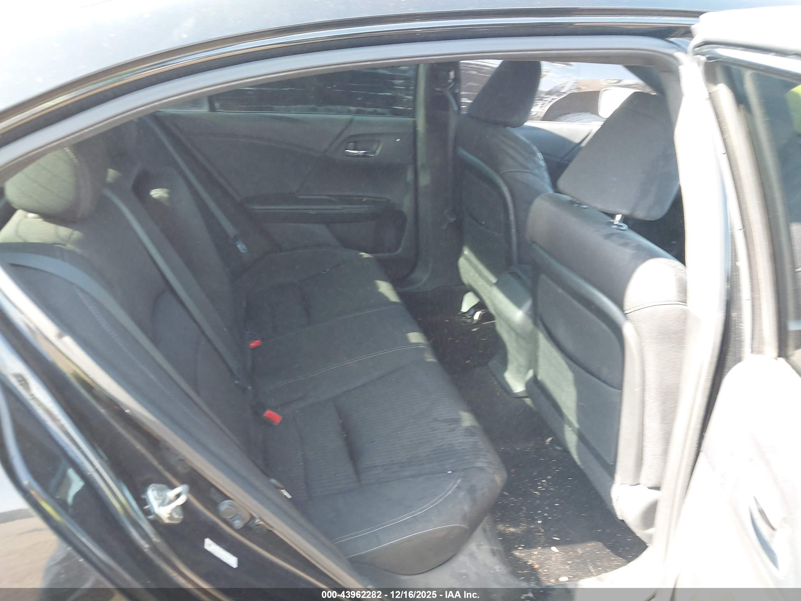HONDA ACCORD image 8