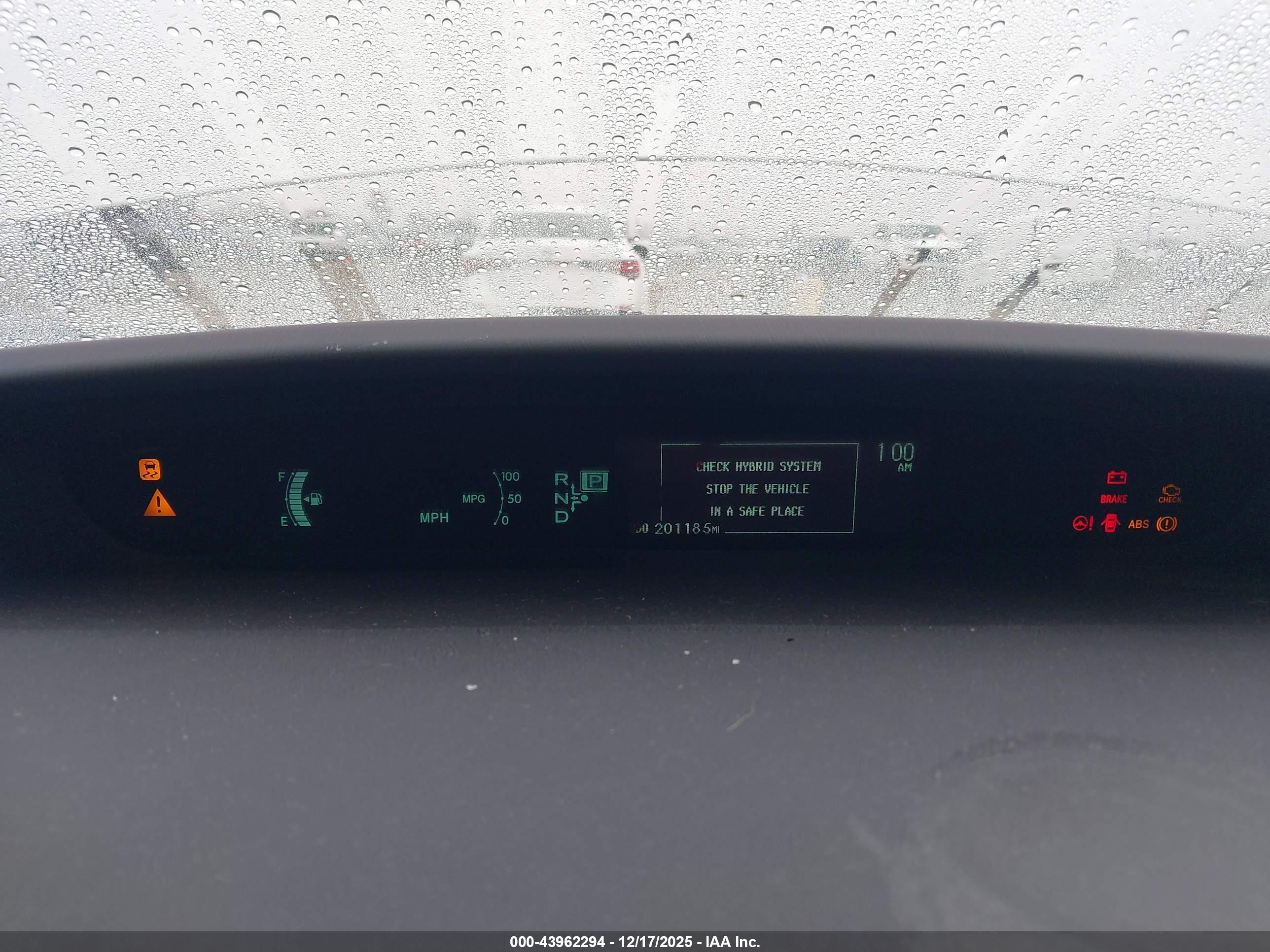 TOYOTA PRIUS image 7
