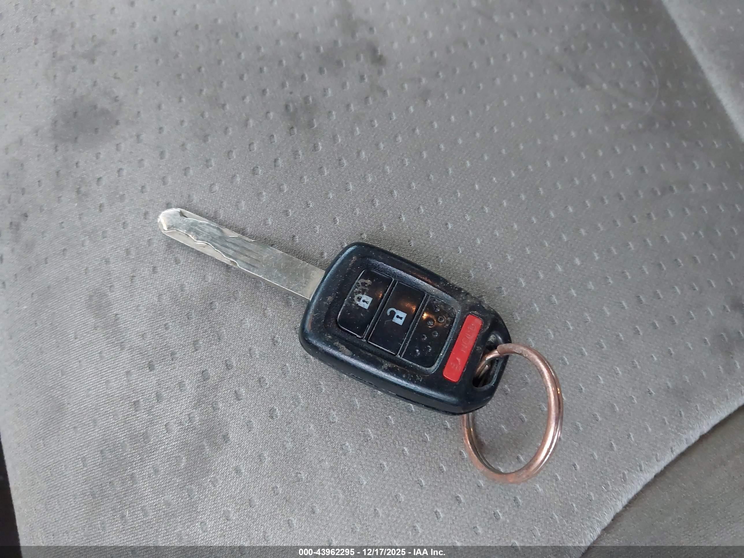 HONDA CR-V image 11
