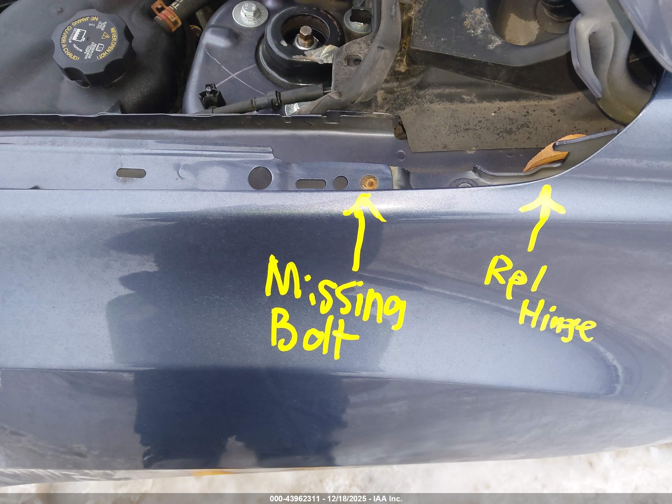 CHEVROLET EQUINOX image 6