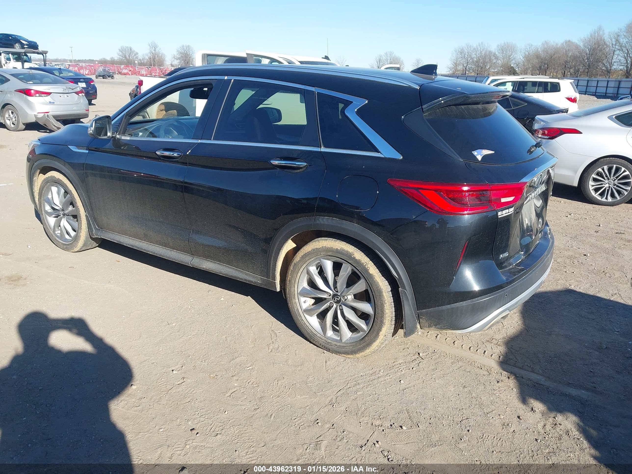 INFINITI QX50 image 3