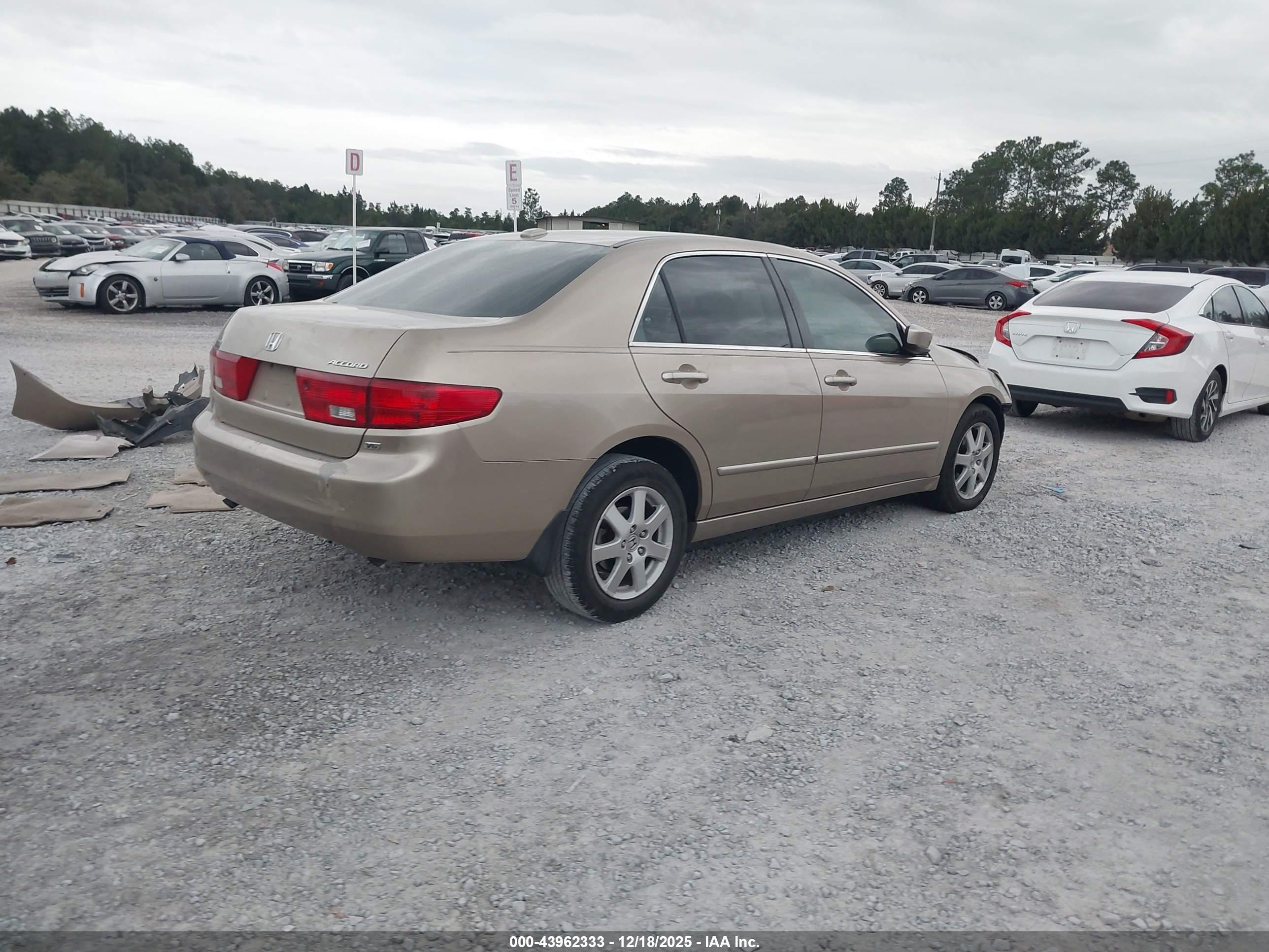 HONDA ACCORD image 4