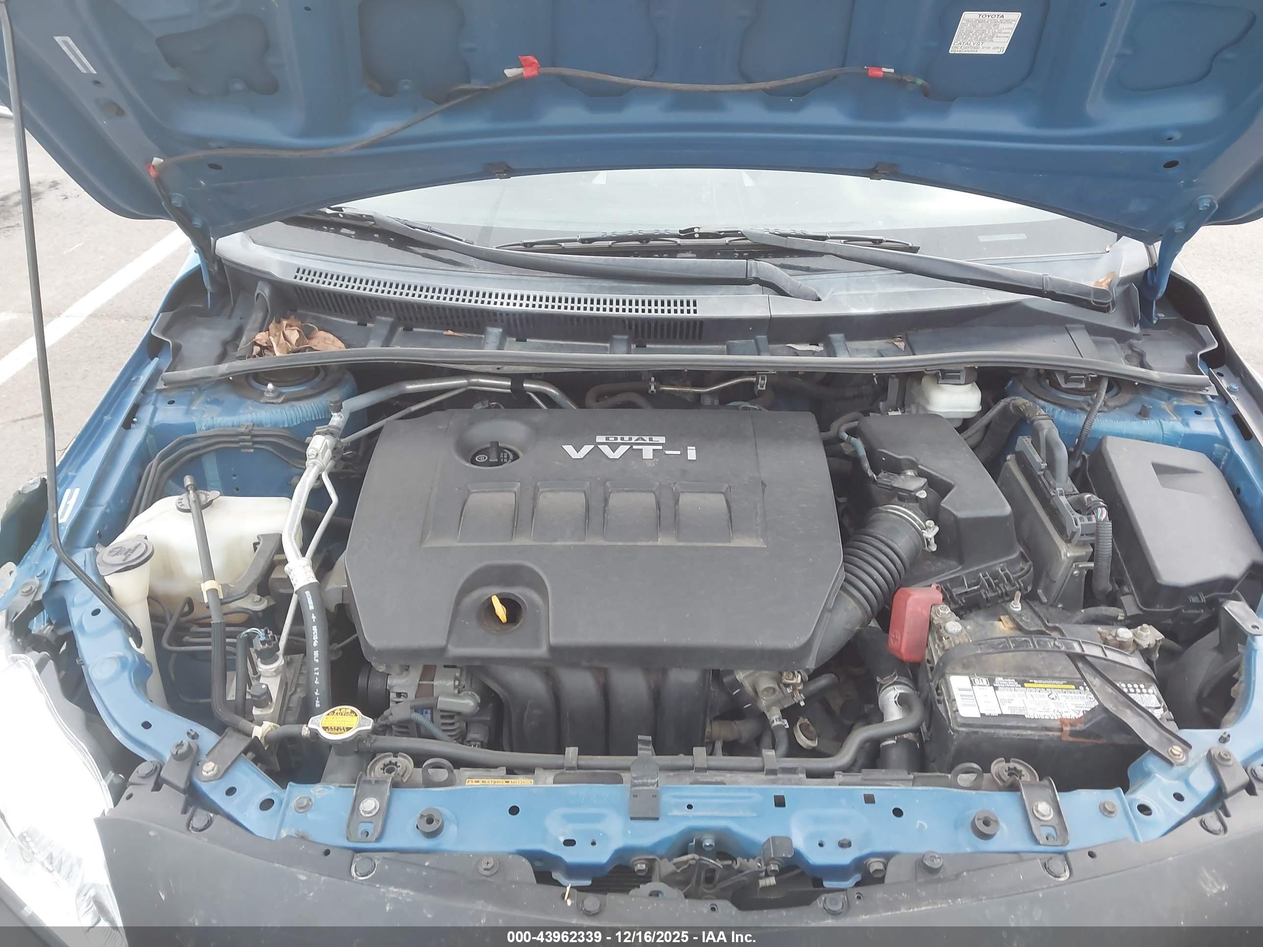 TOYOTA COROLLA image 10