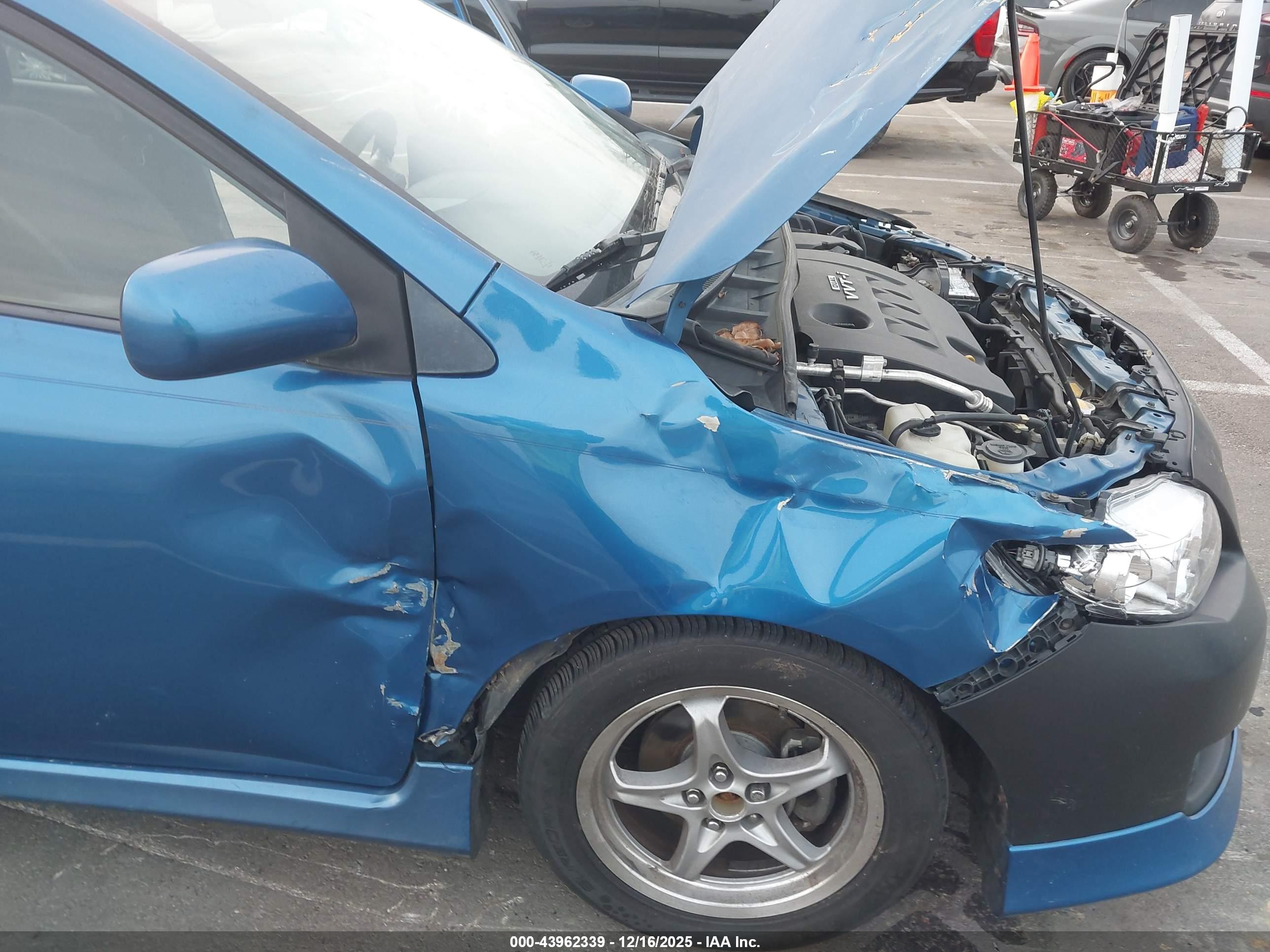 TOYOTA COROLLA image 6
