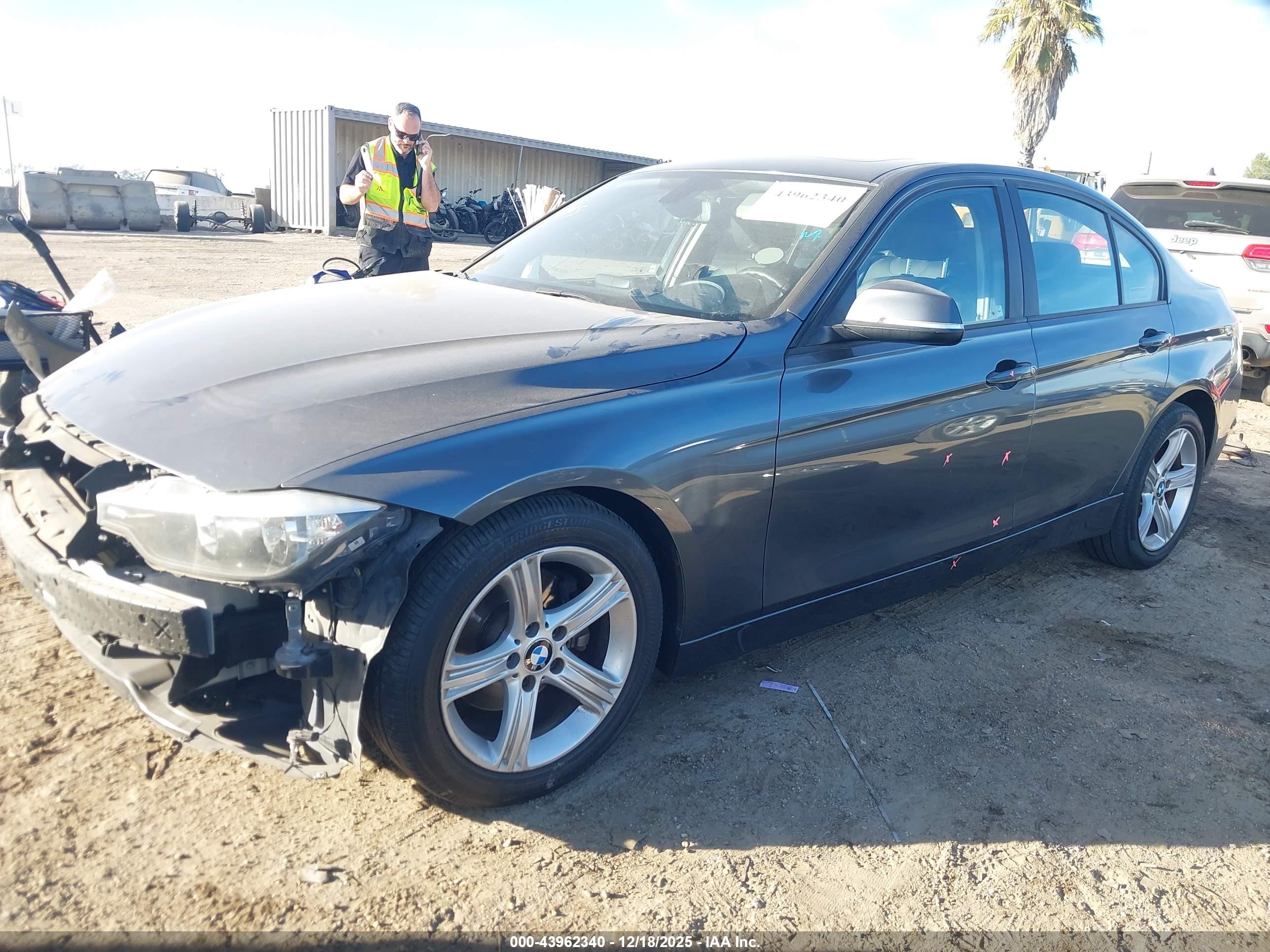 BMW 328I image 2