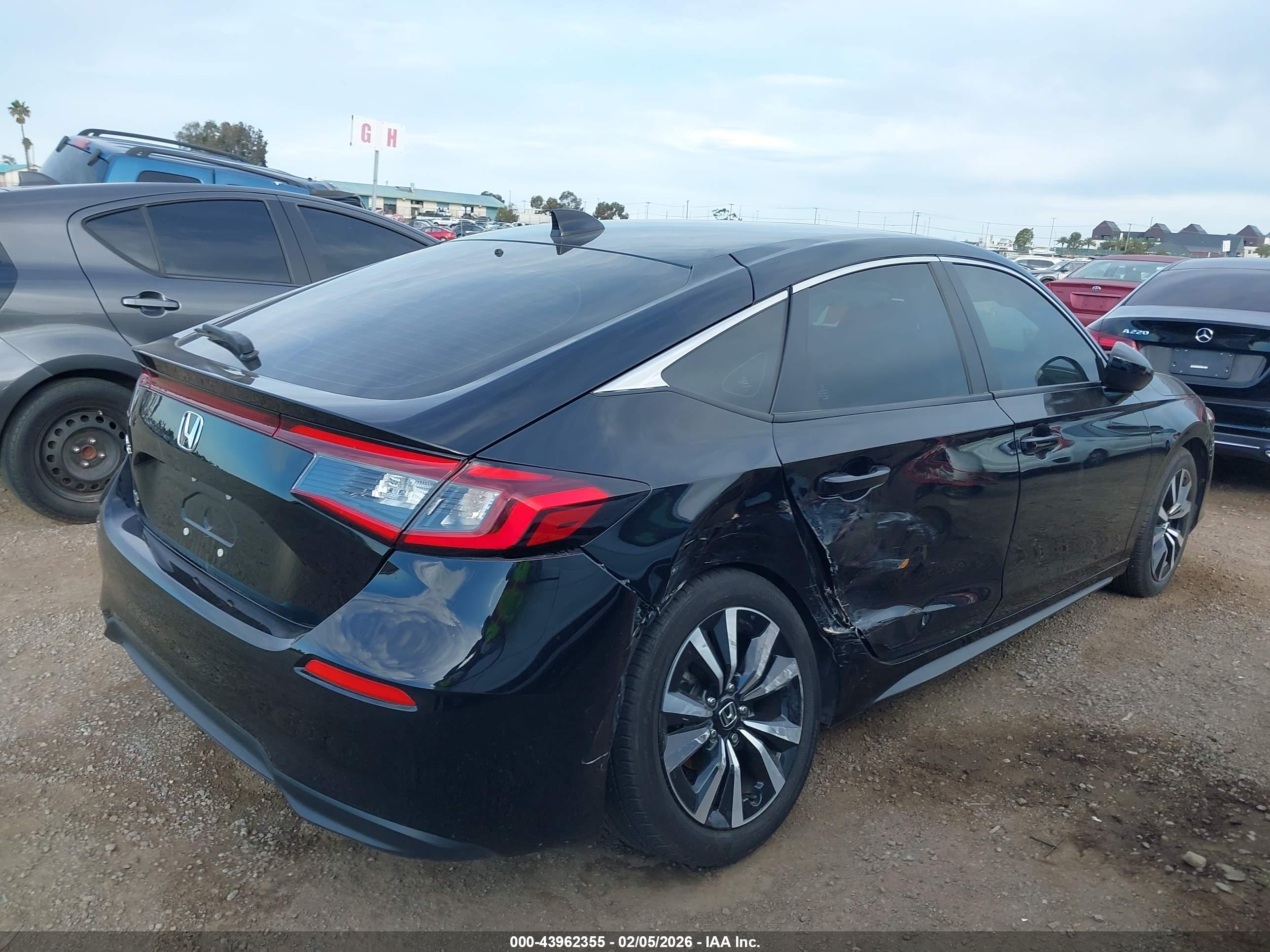 HONDA CIVIC image 6