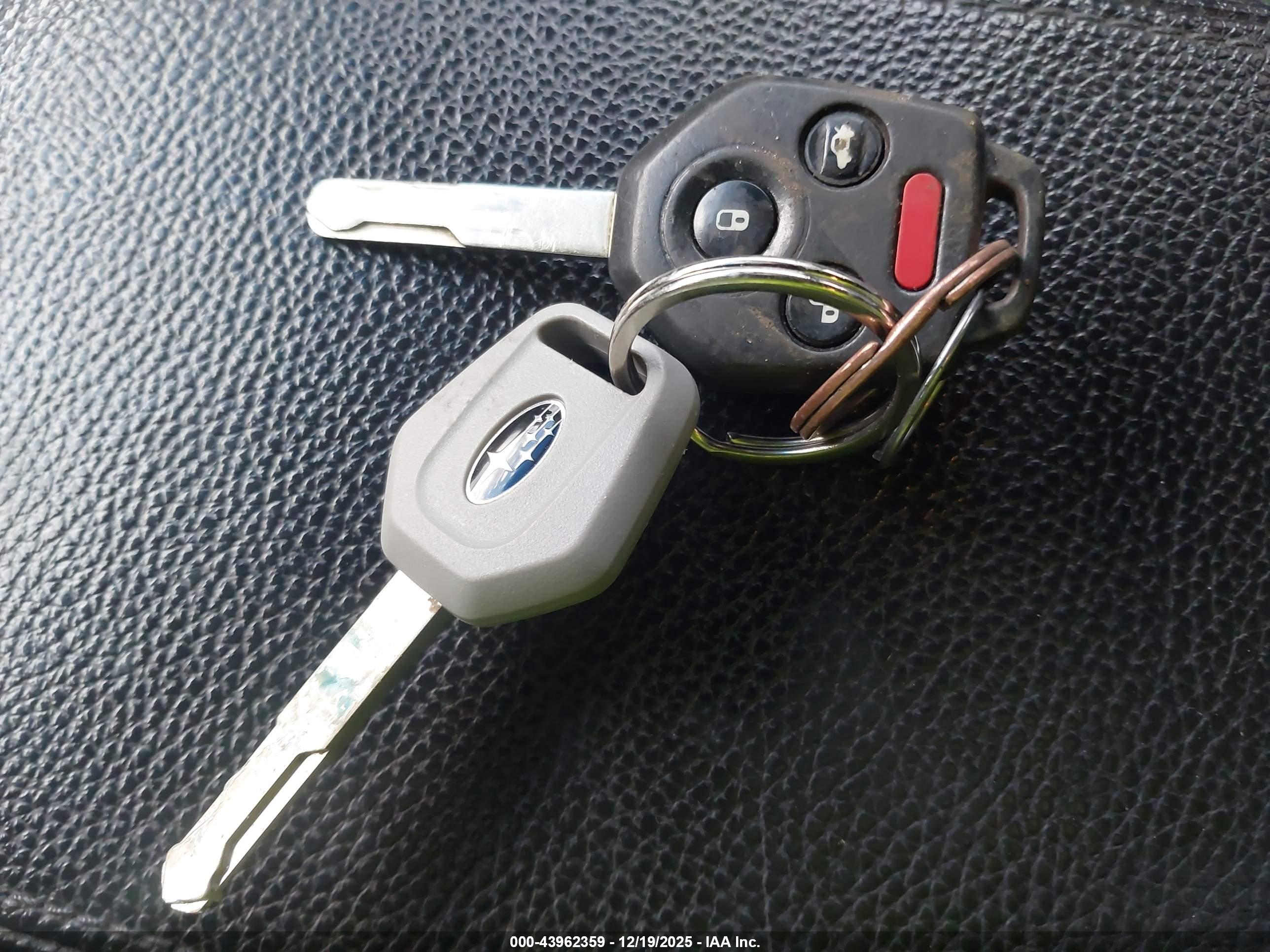 SUBARU OUTBACK image 11