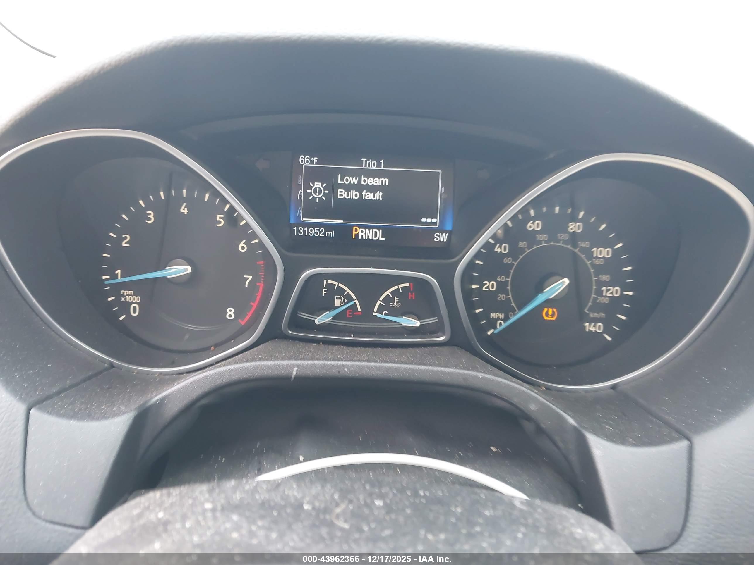 FORD FOCUS image 7