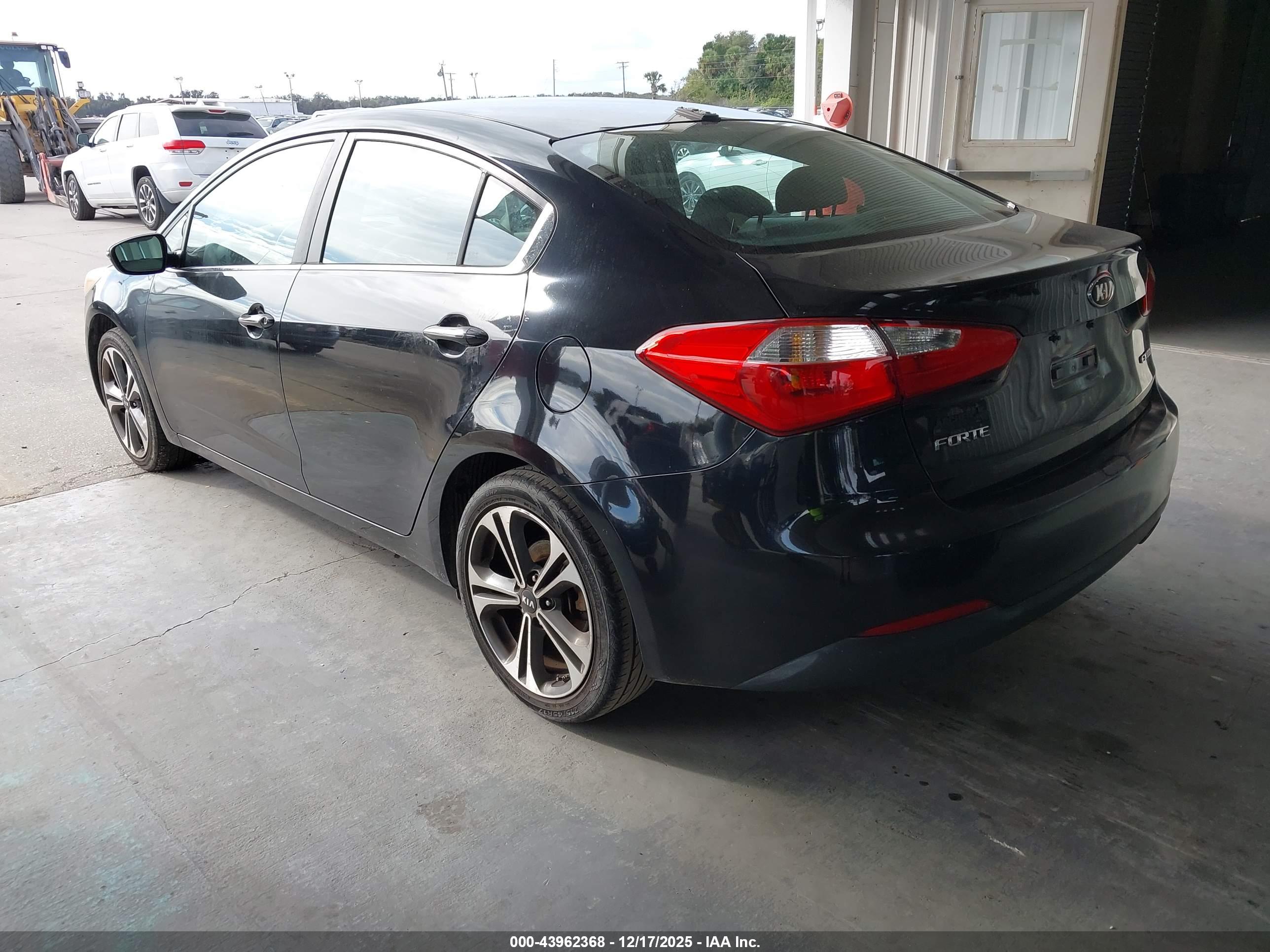 KIA FORTE image 3