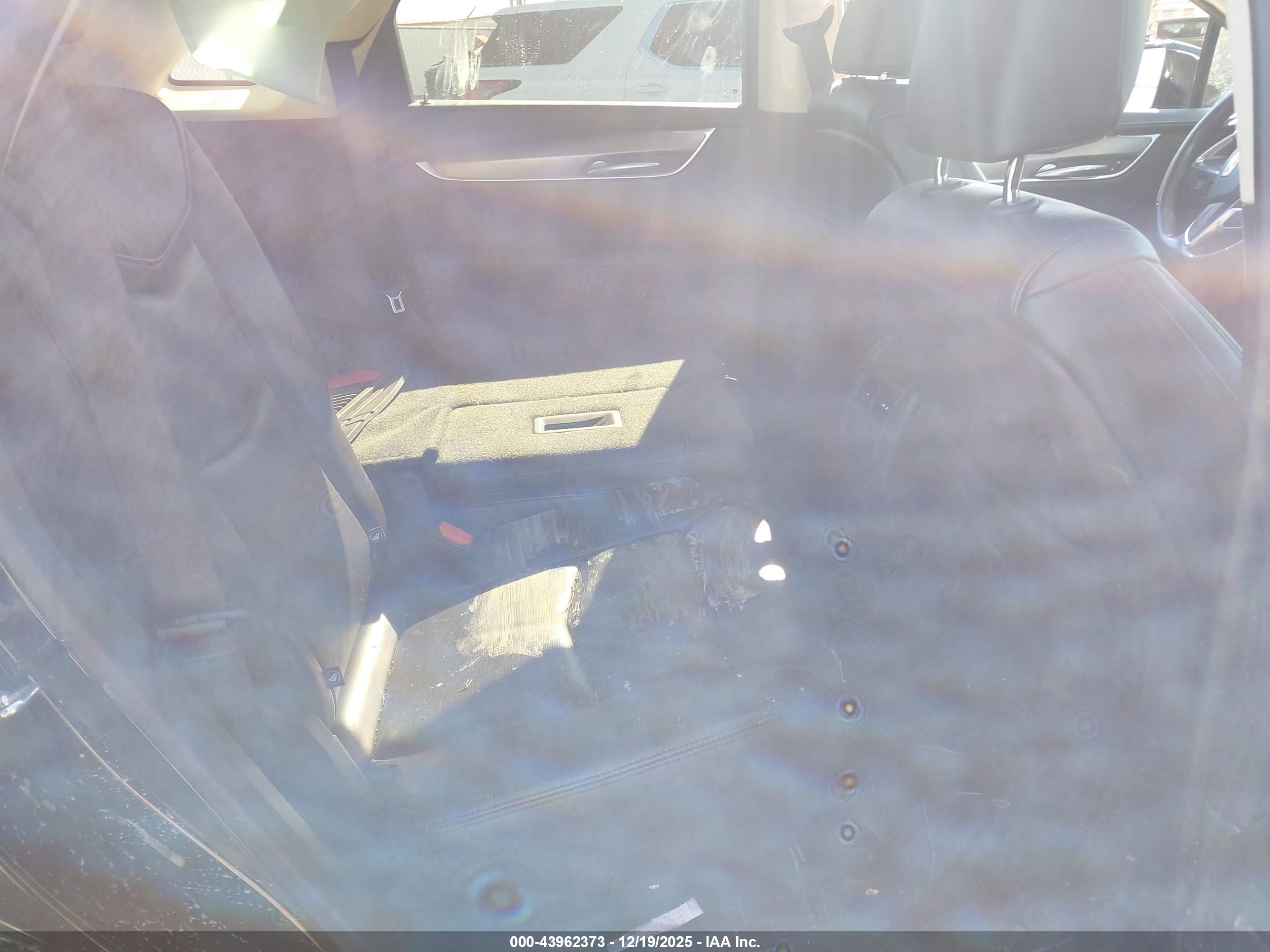 CADILLAC XT5 image 8