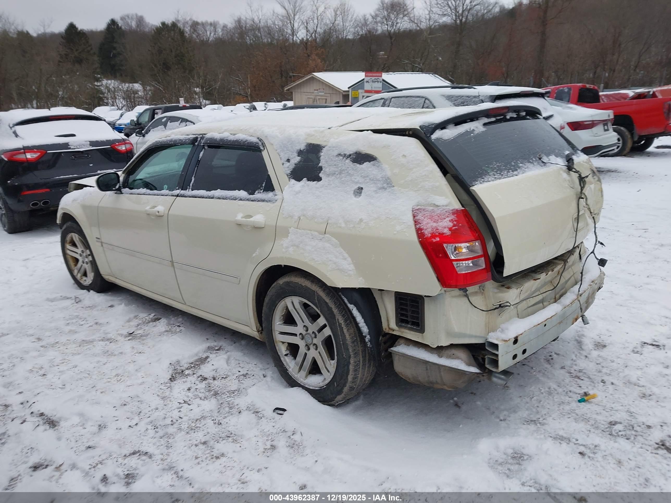 DODGE MAGNUM image 3