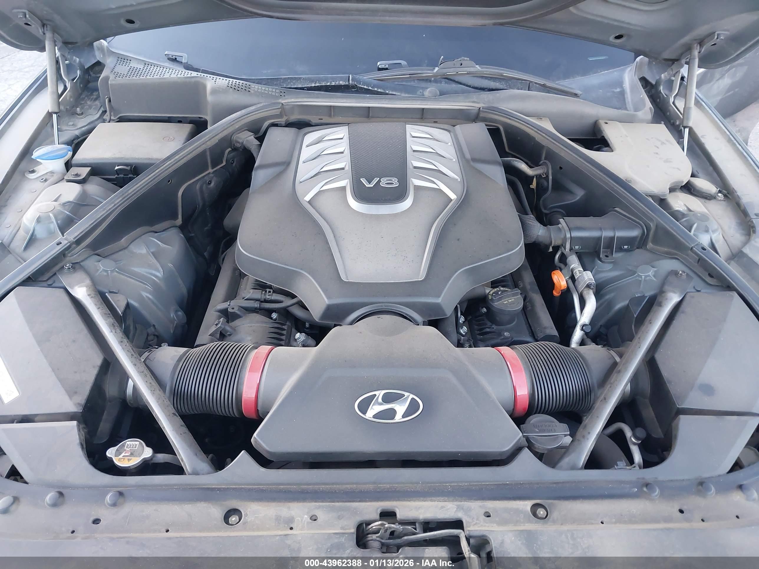 HYUNDAI GENESIS image 10