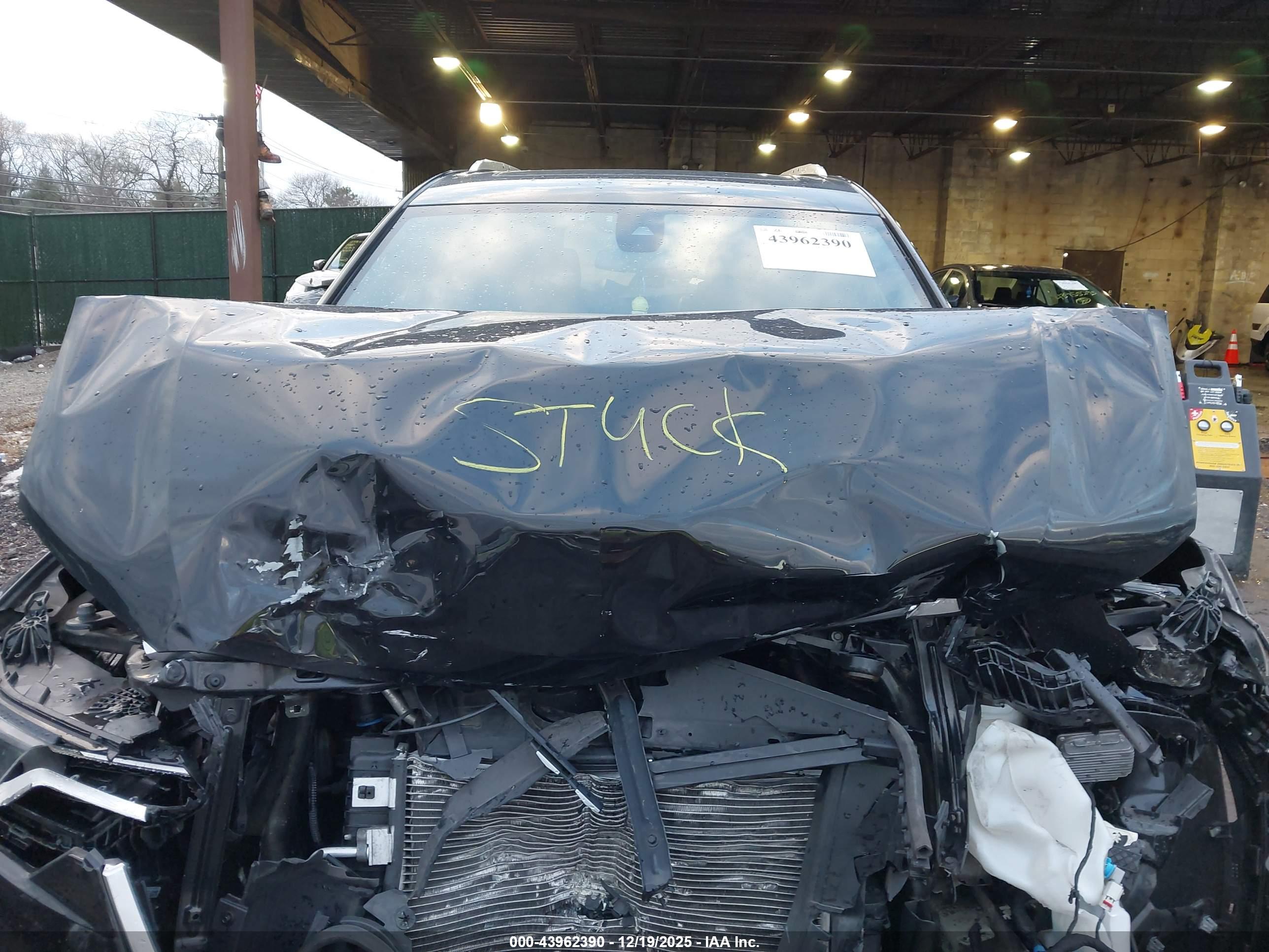CADILLAC XT6 image 10