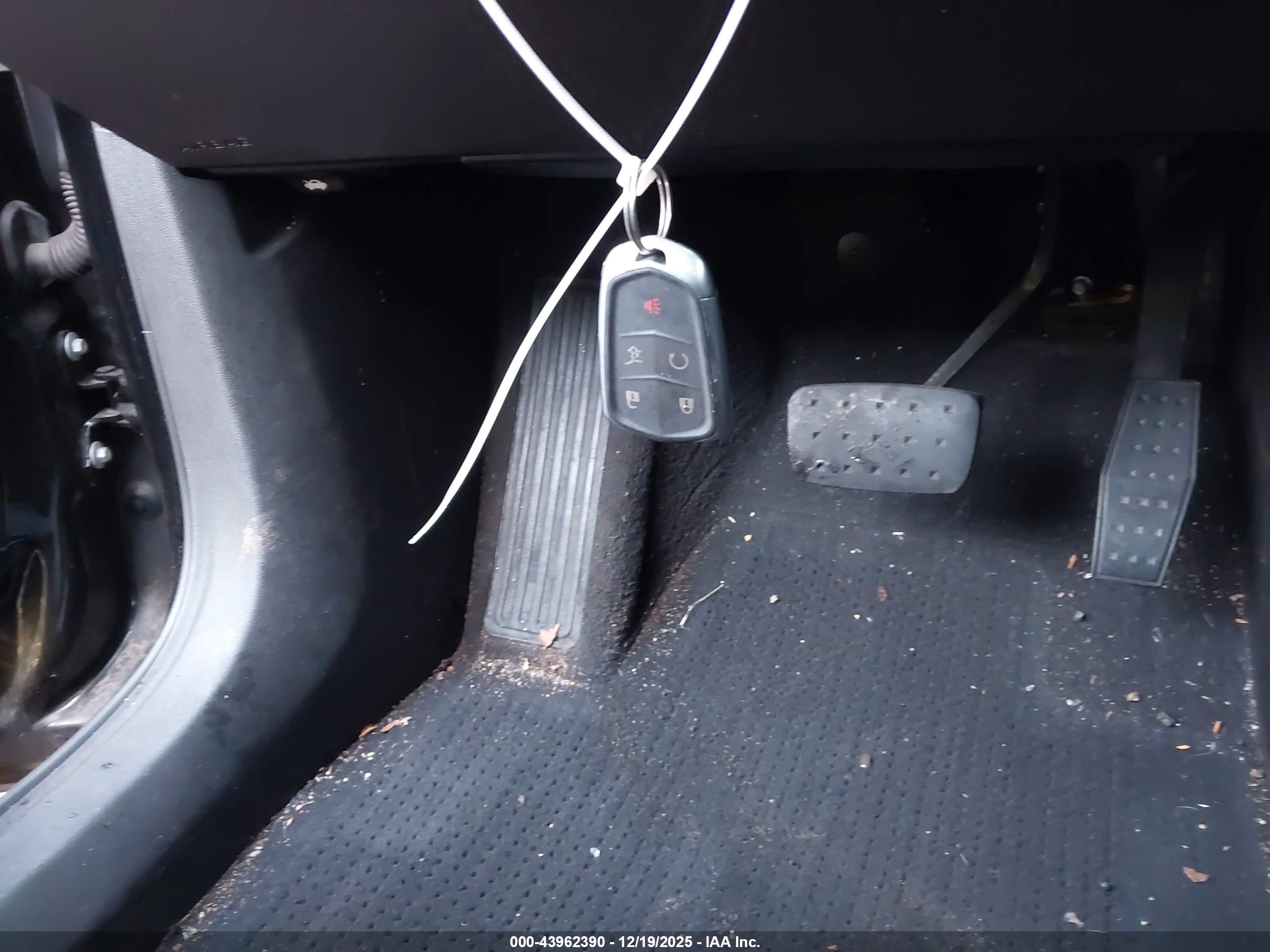 CADILLAC XT6 image 11