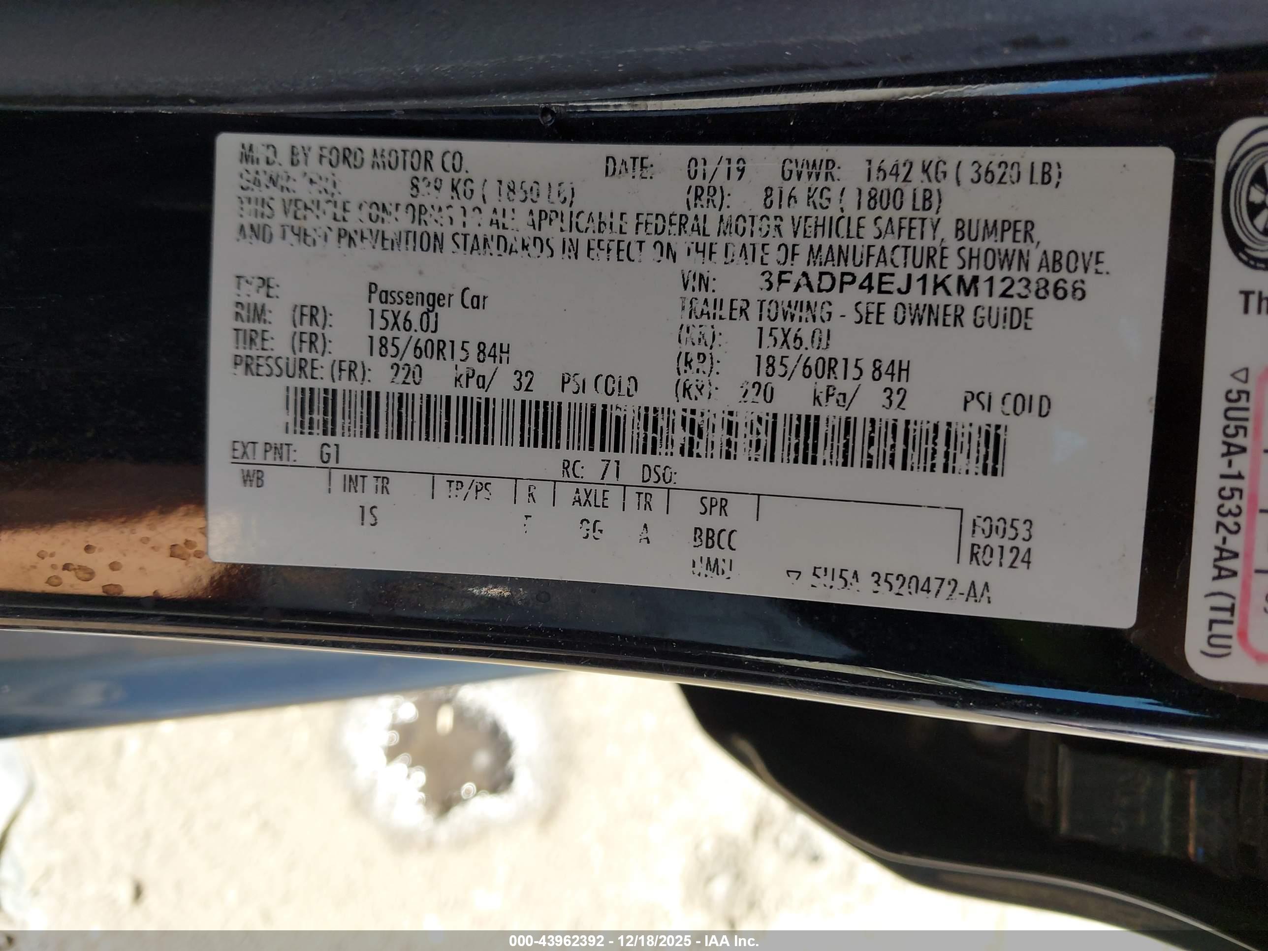 FORD FIESTA image 9