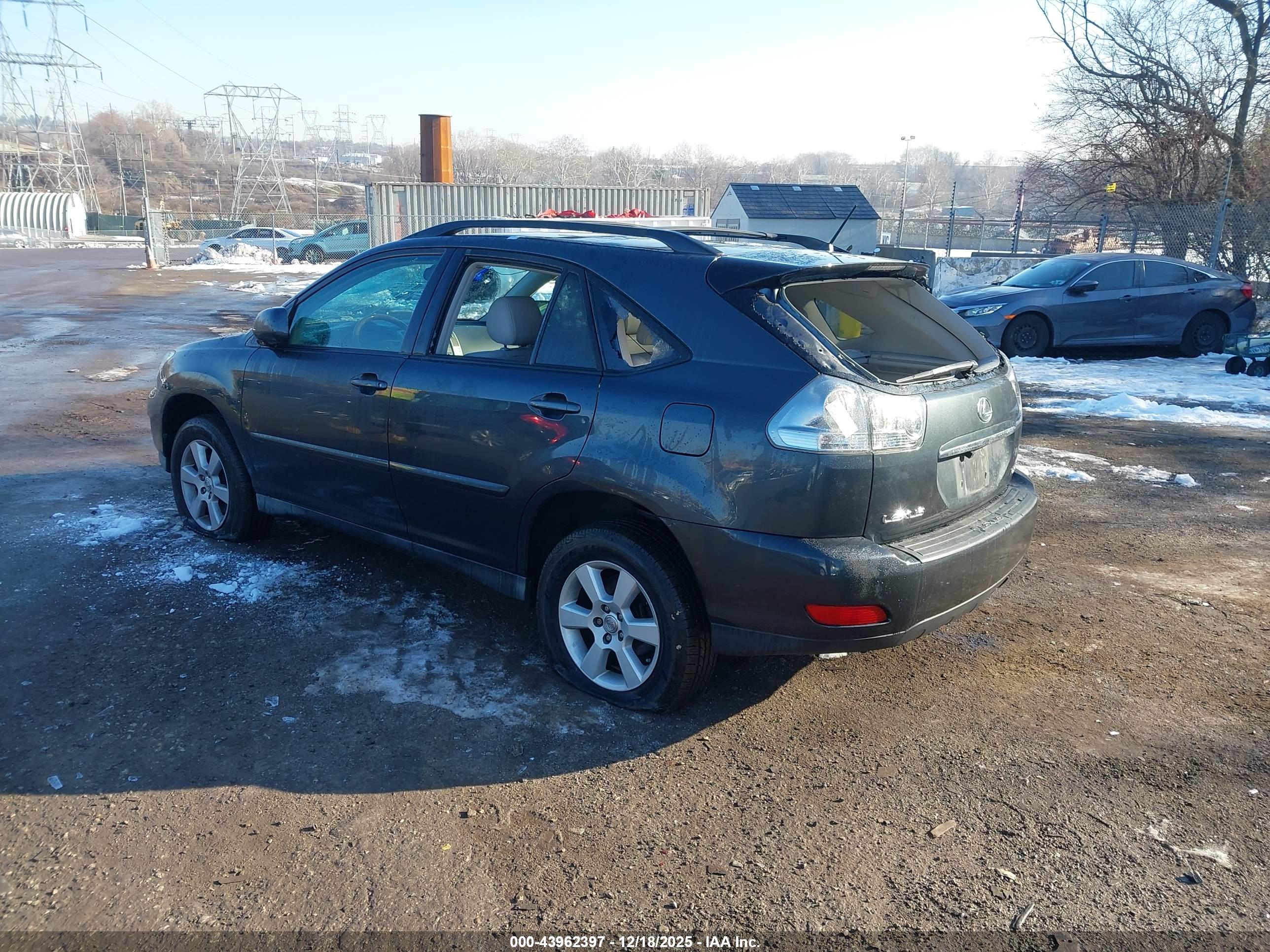 LEXUS RX image 3