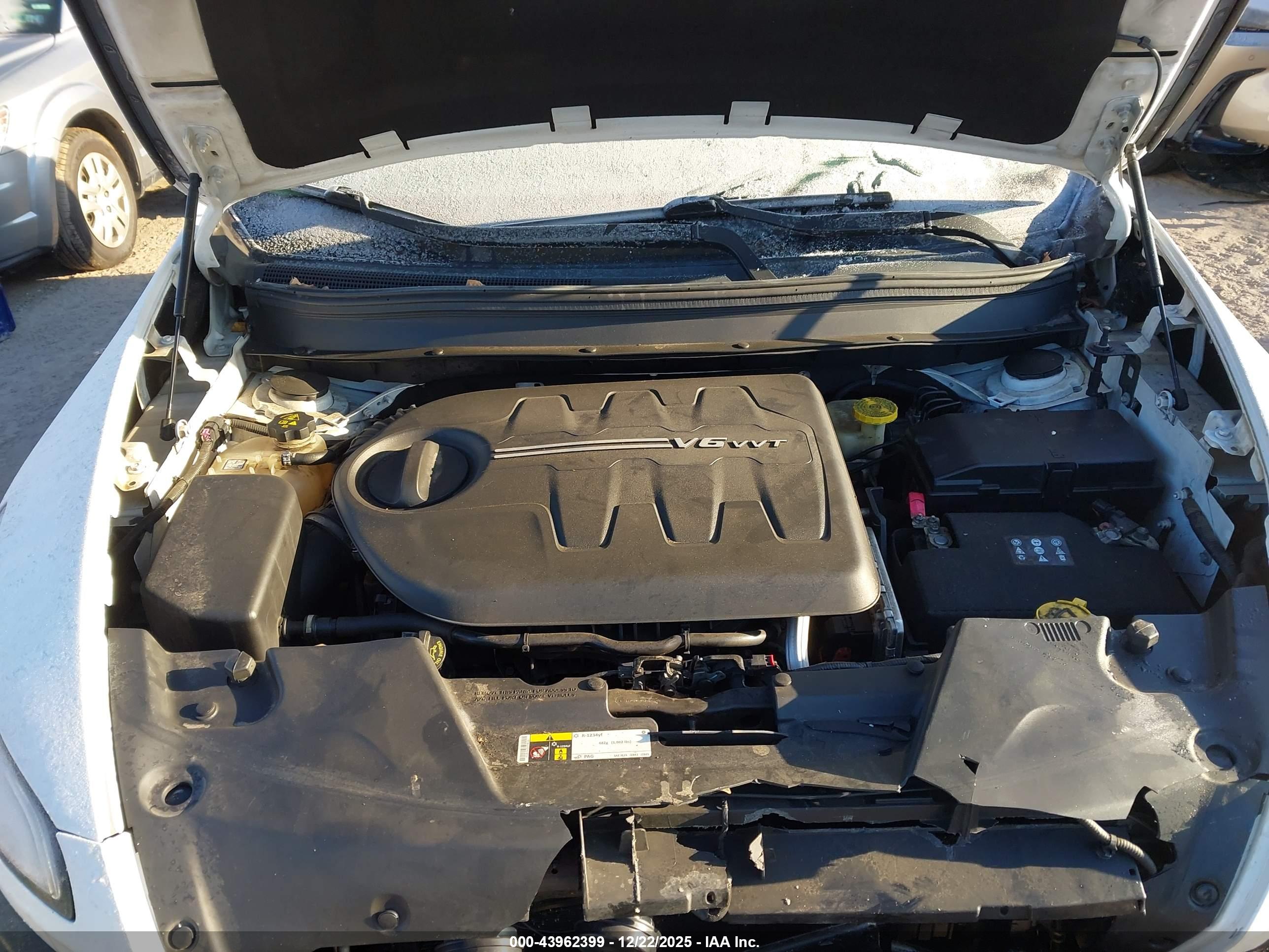 JEEP CHEROKEE image 10