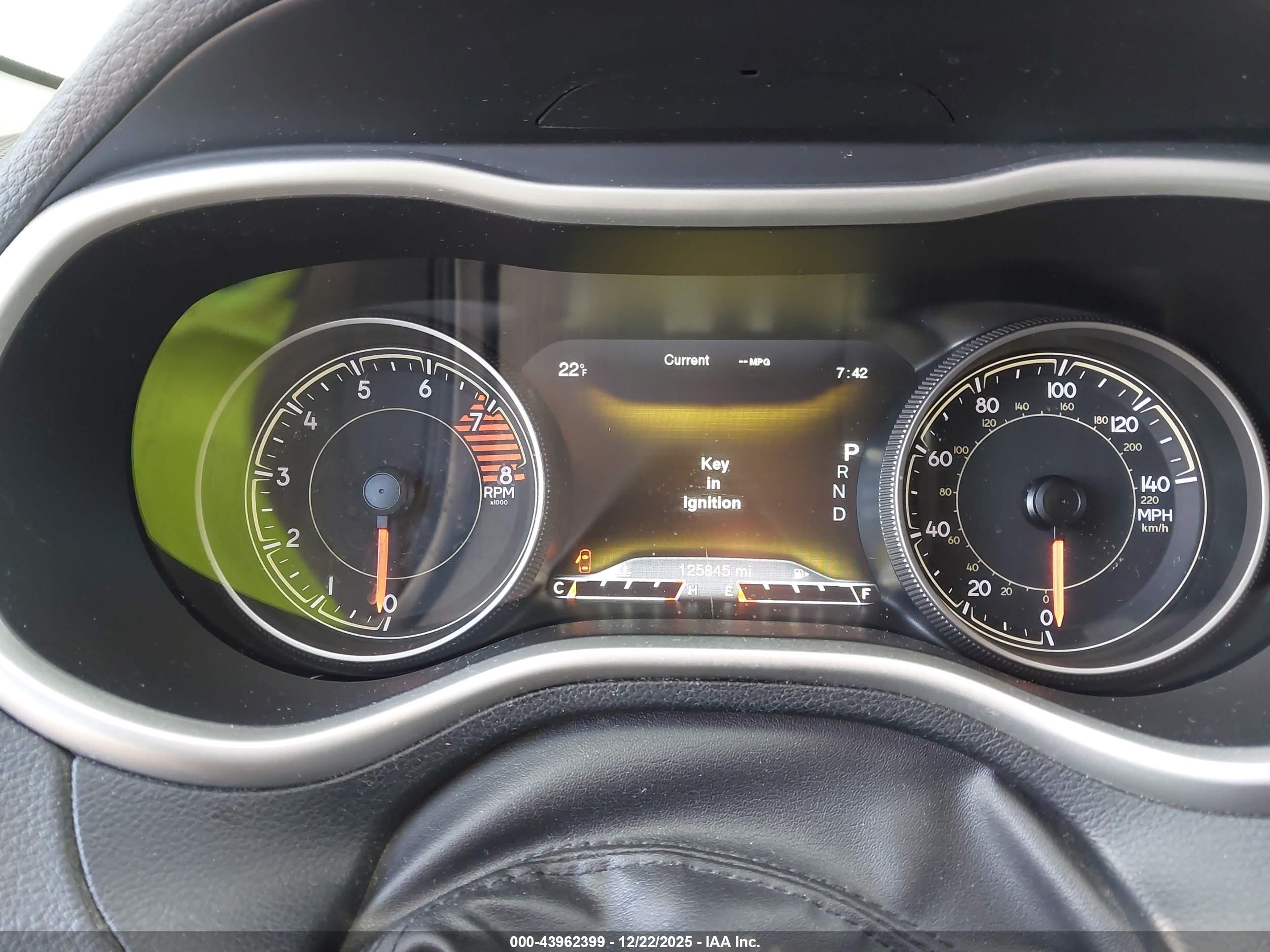 JEEP CHEROKEE image 7