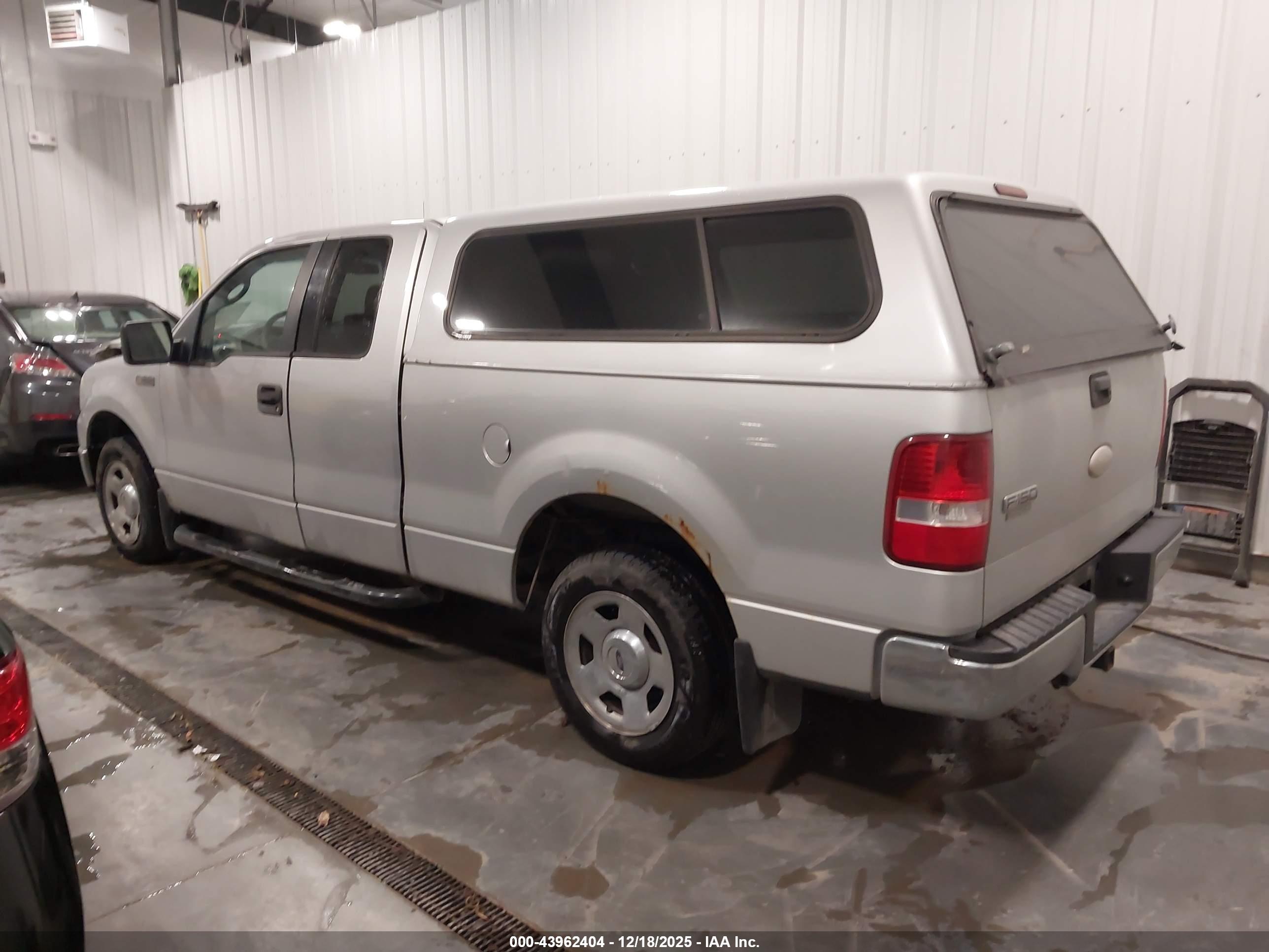 FORD F-150 image 3