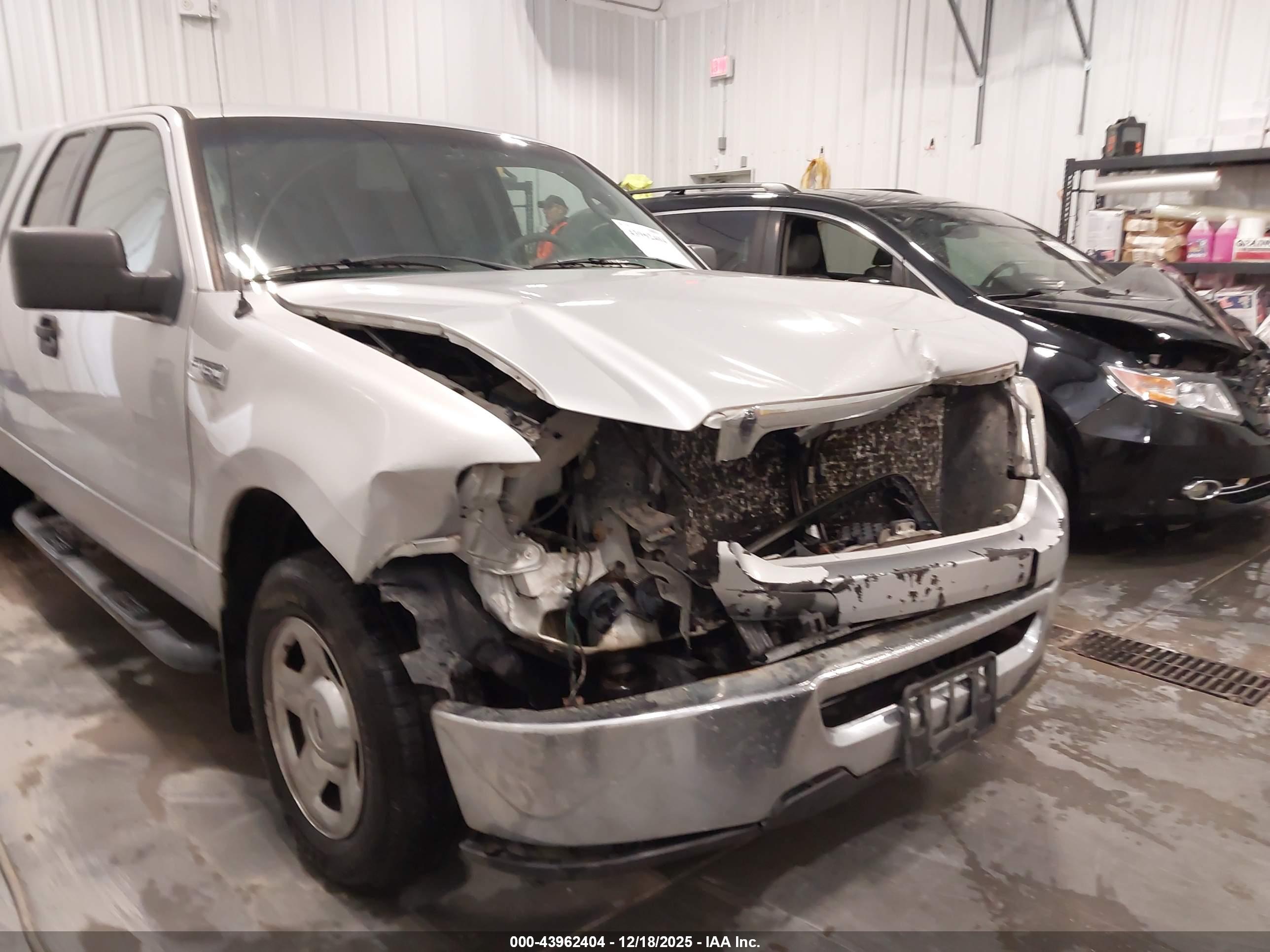 FORD F-150 image 6
