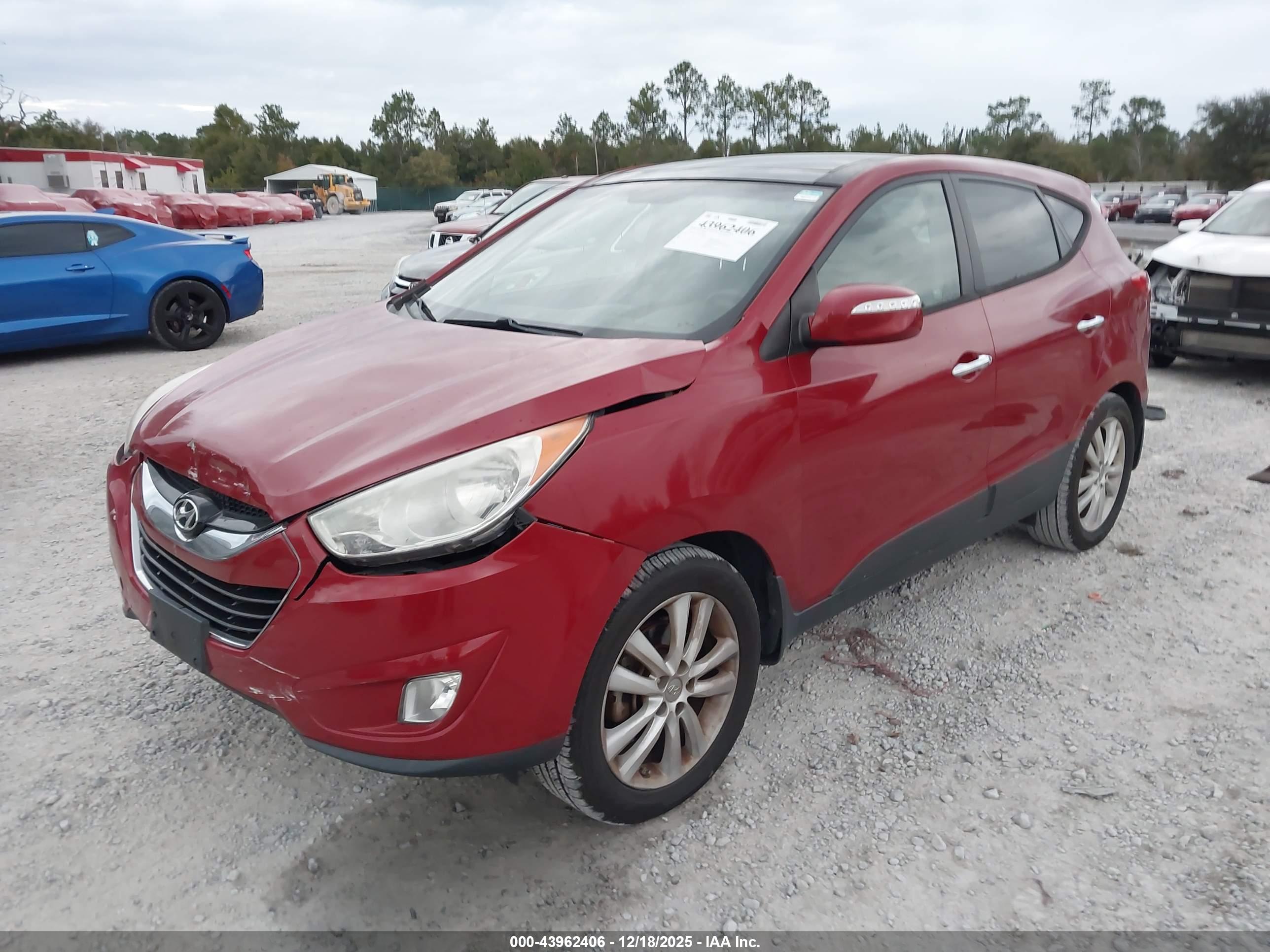 HYUNDAI TUCSON image 2