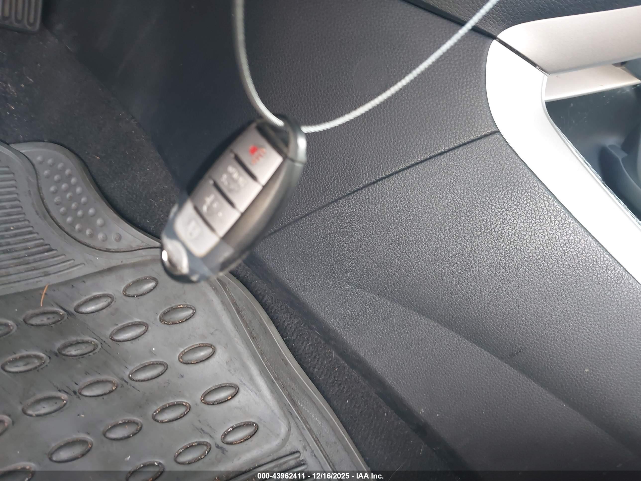 NISSAN ALTIMA image 11
