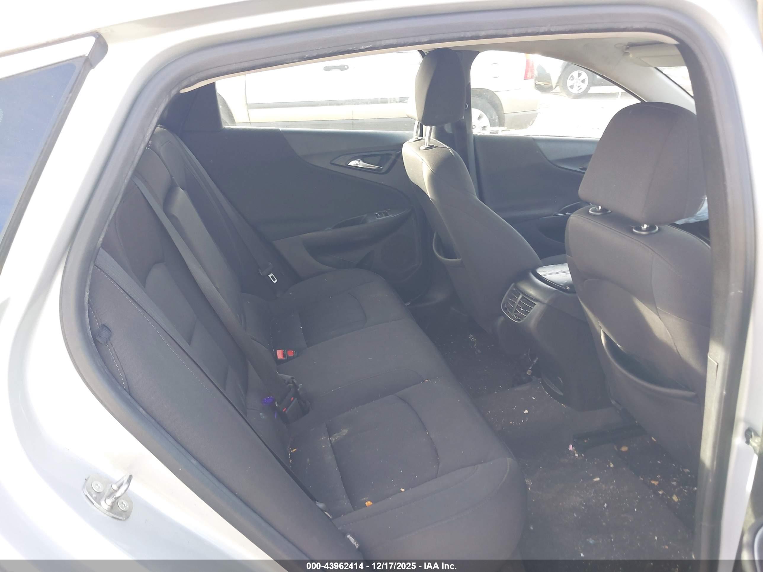 CHEVROLET MALIBU image 8