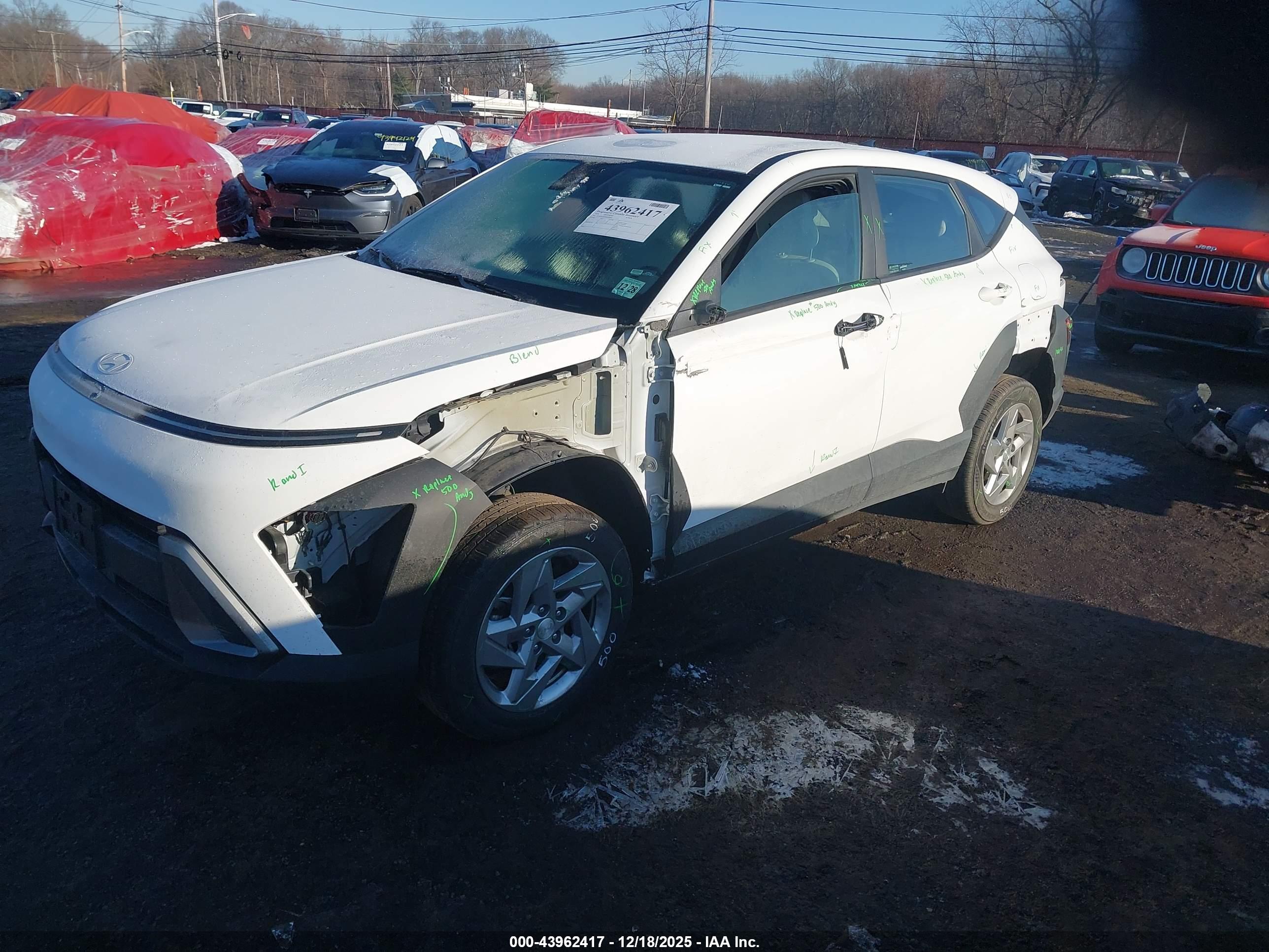 HYUNDAI KONA image 6