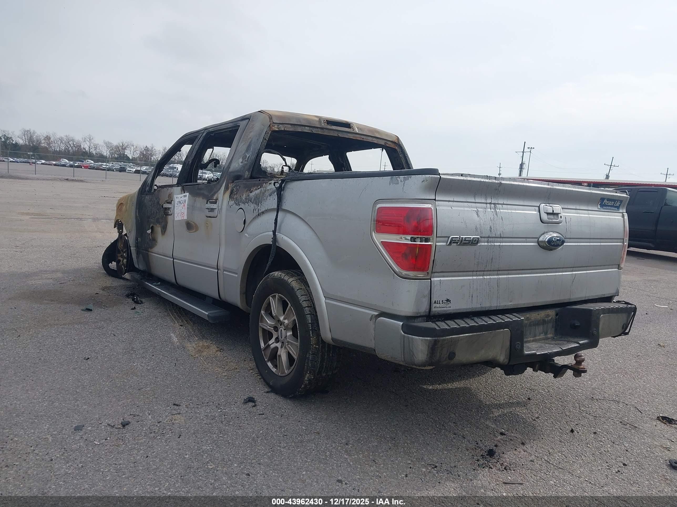 FORD F-150 image 3