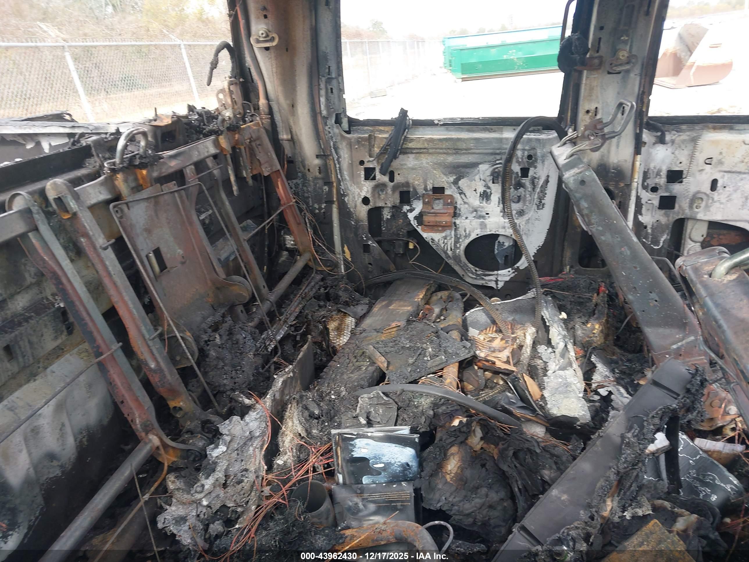 FORD F-150 image 8