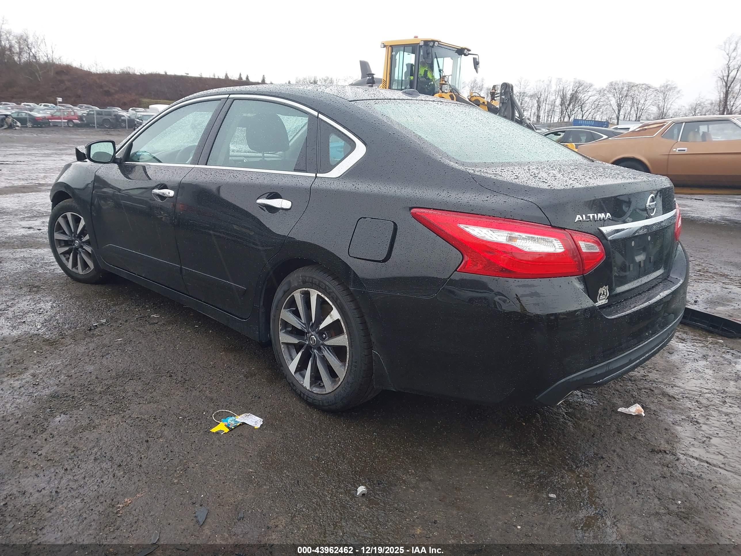 NISSAN ALTIMA image 3