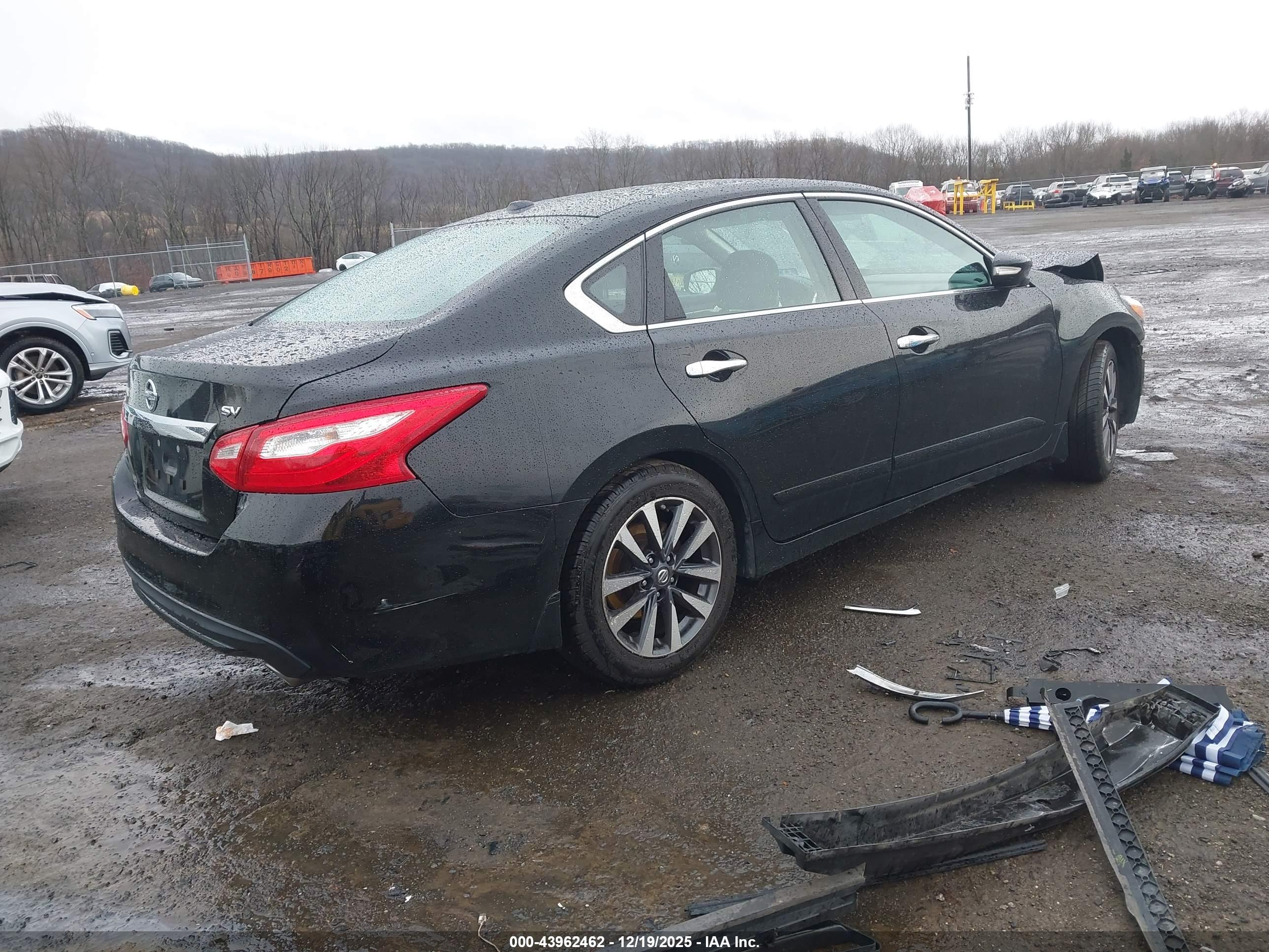NISSAN ALTIMA image 4