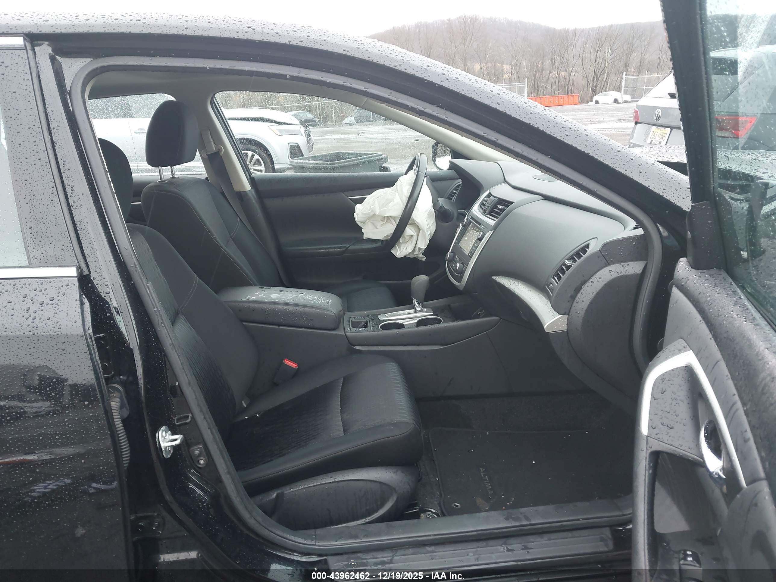 NISSAN ALTIMA image 5