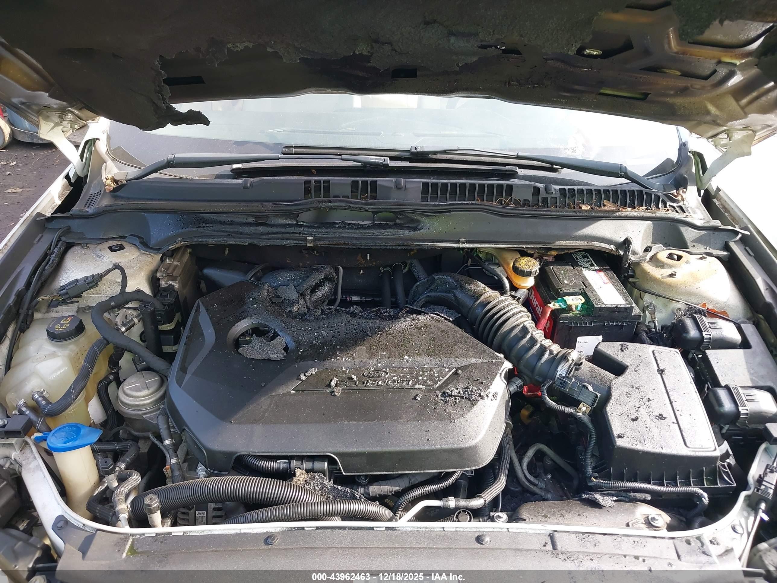 FORD FUSION image 6