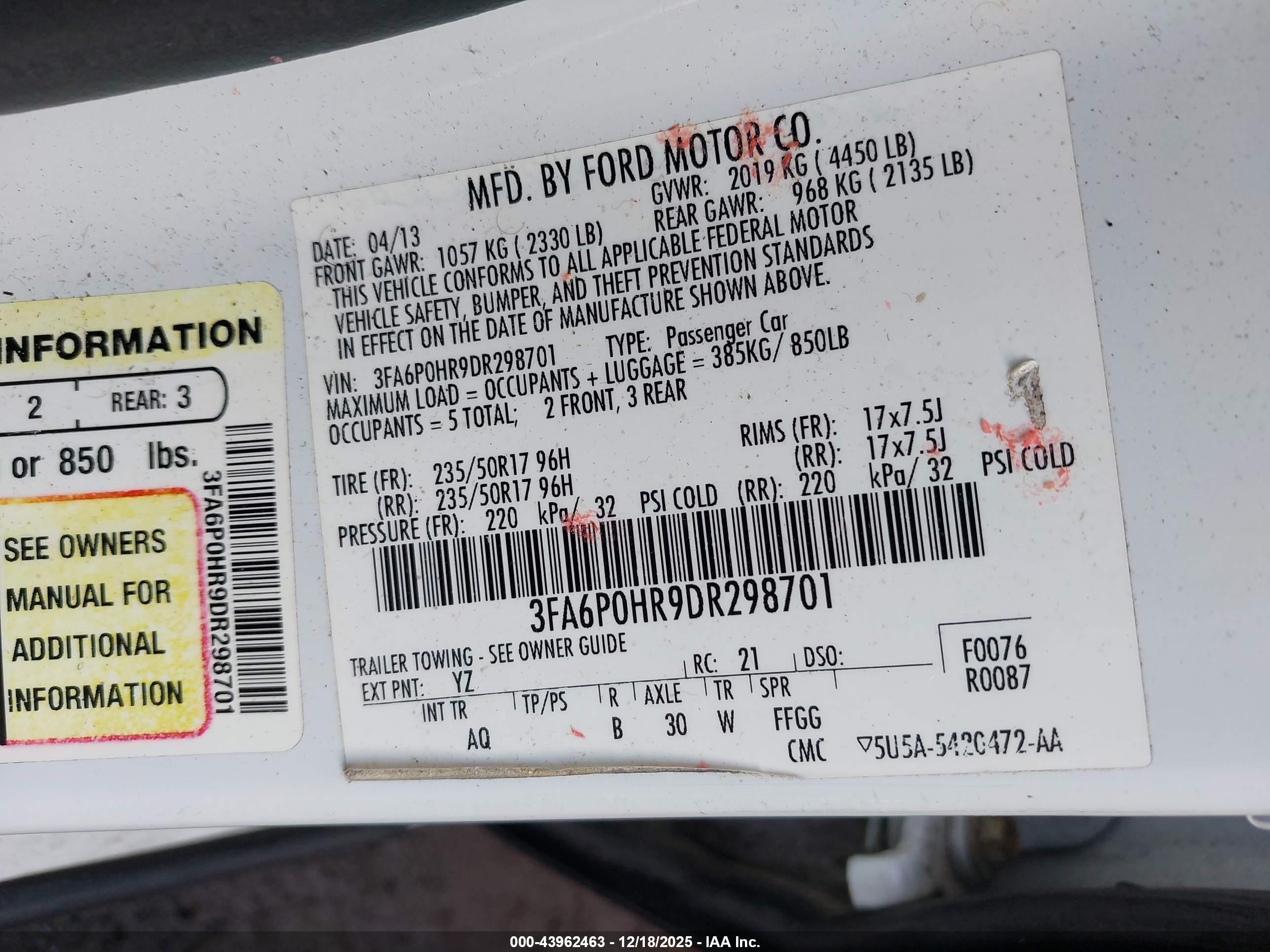 FORD FUSION image 9