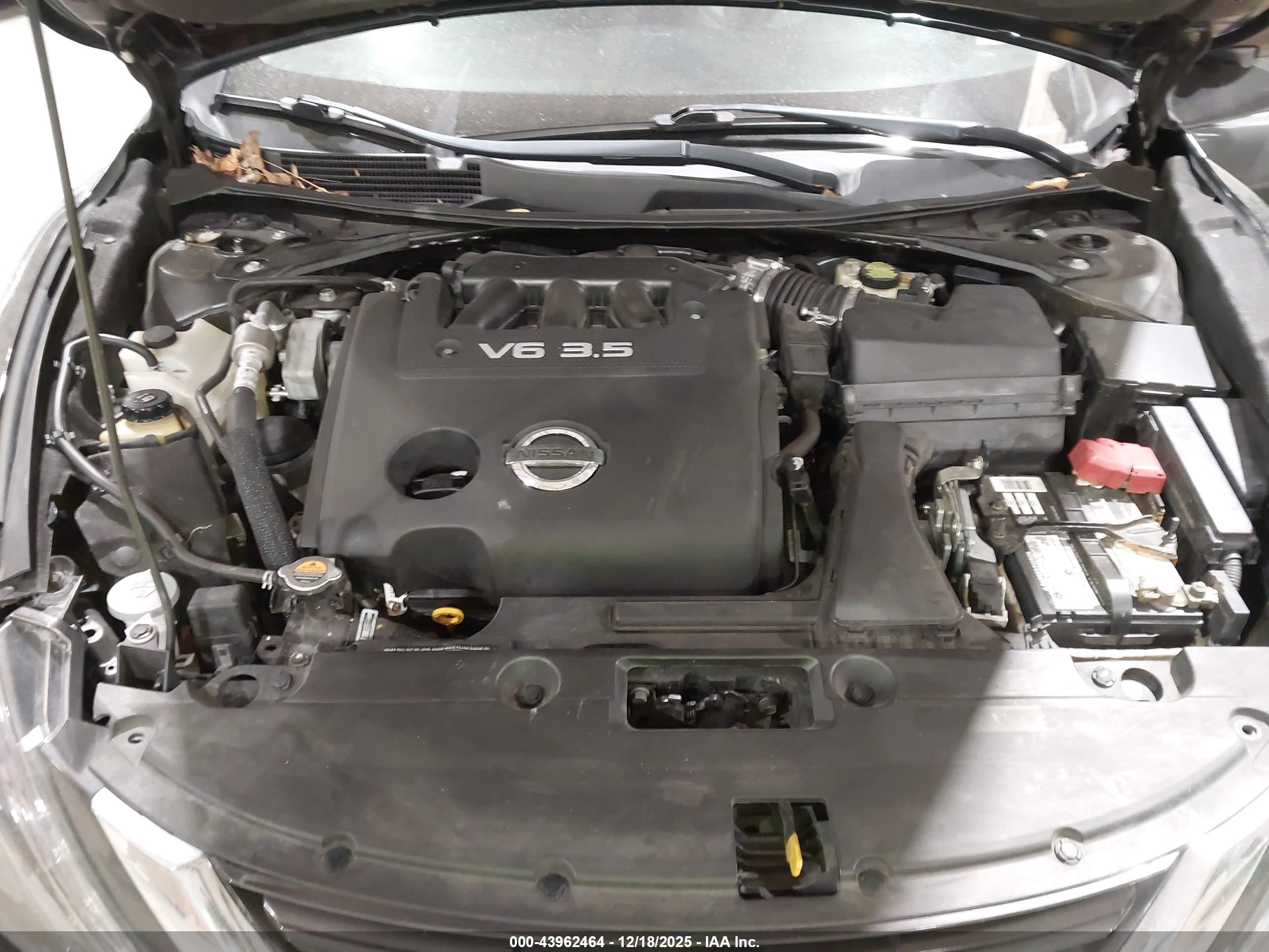 NISSAN ALTIMA image 10