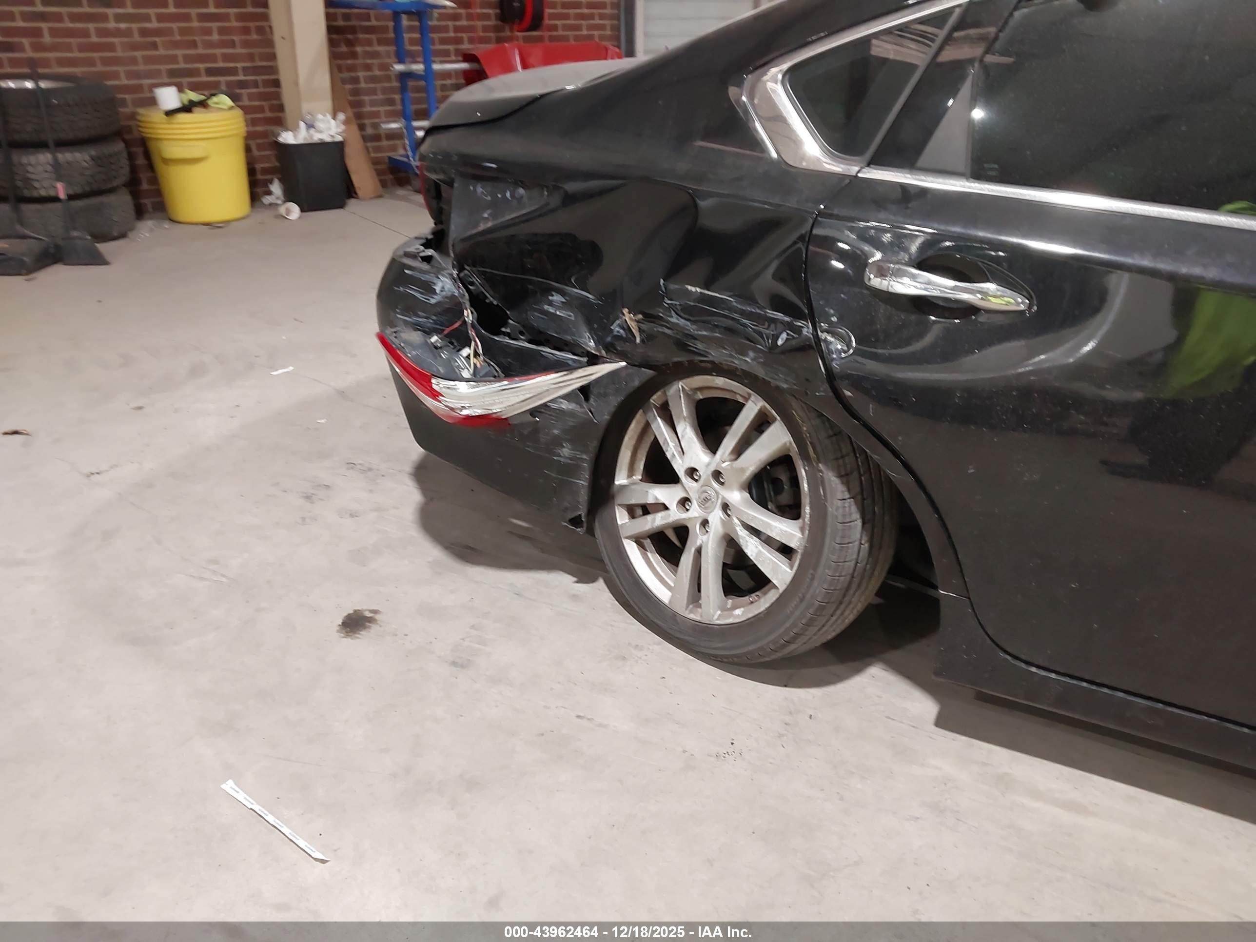 NISSAN ALTIMA image 6