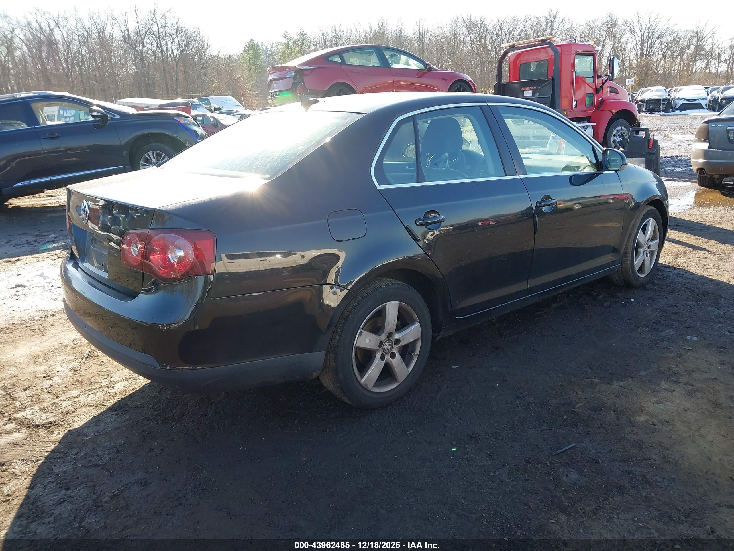 VOLKSWAGEN JETTA image 4