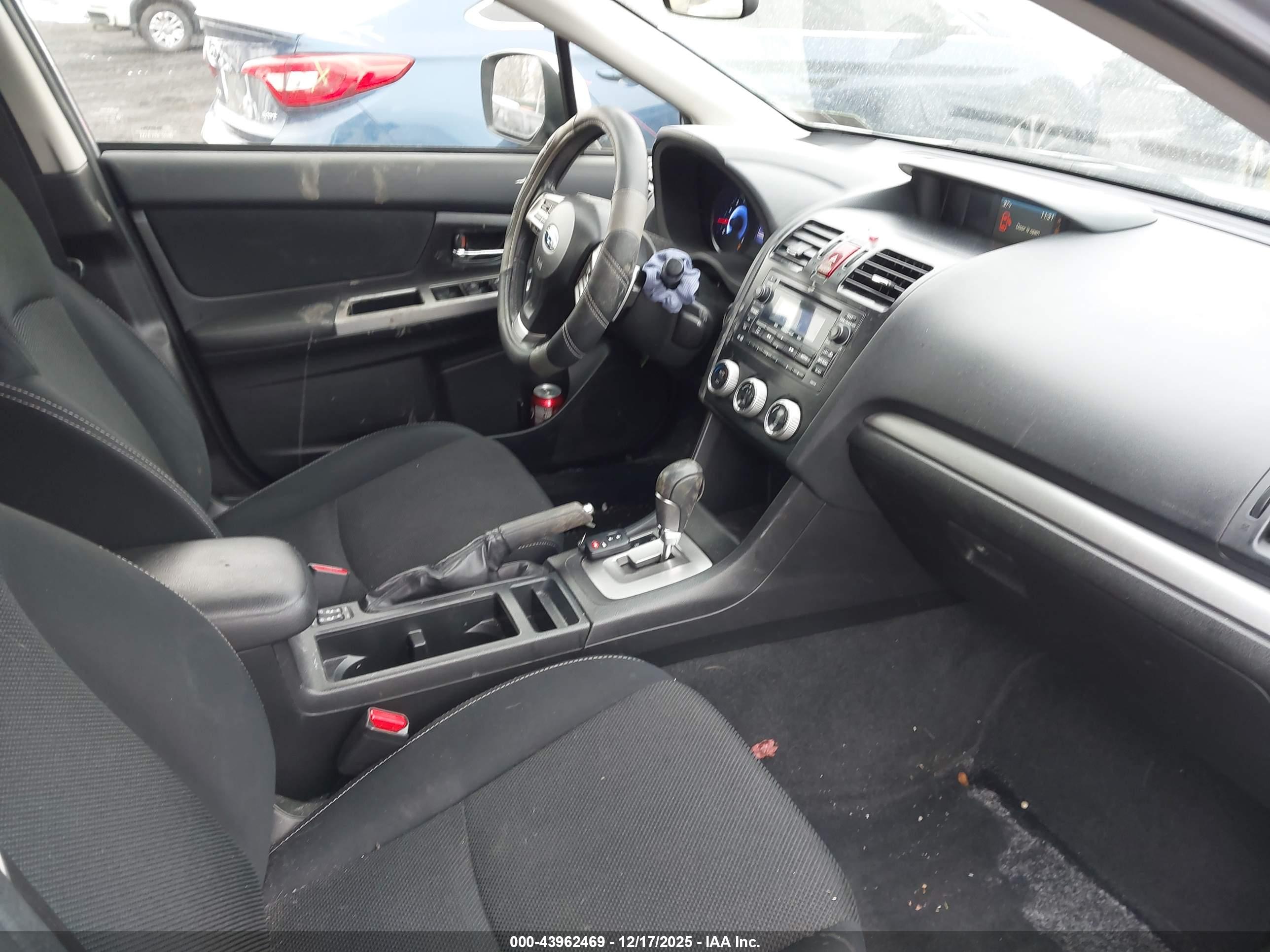SUBARU XV image 5