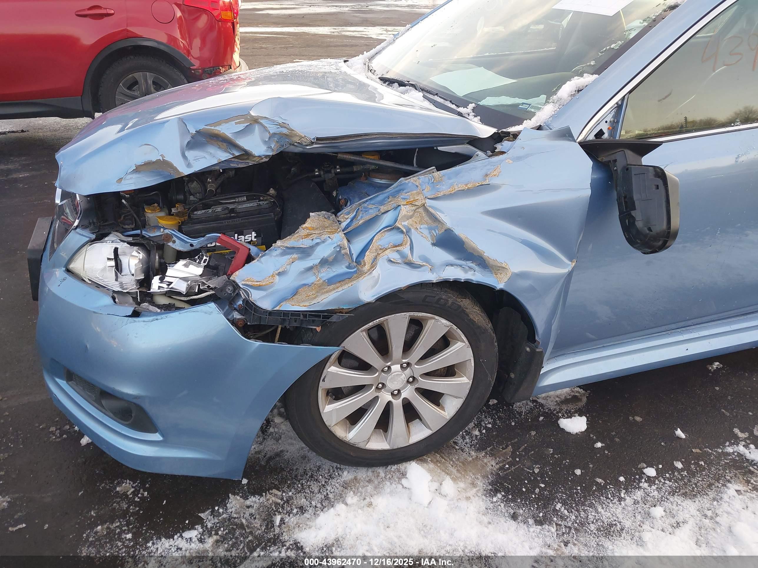 SUBARU LEGACY image 6