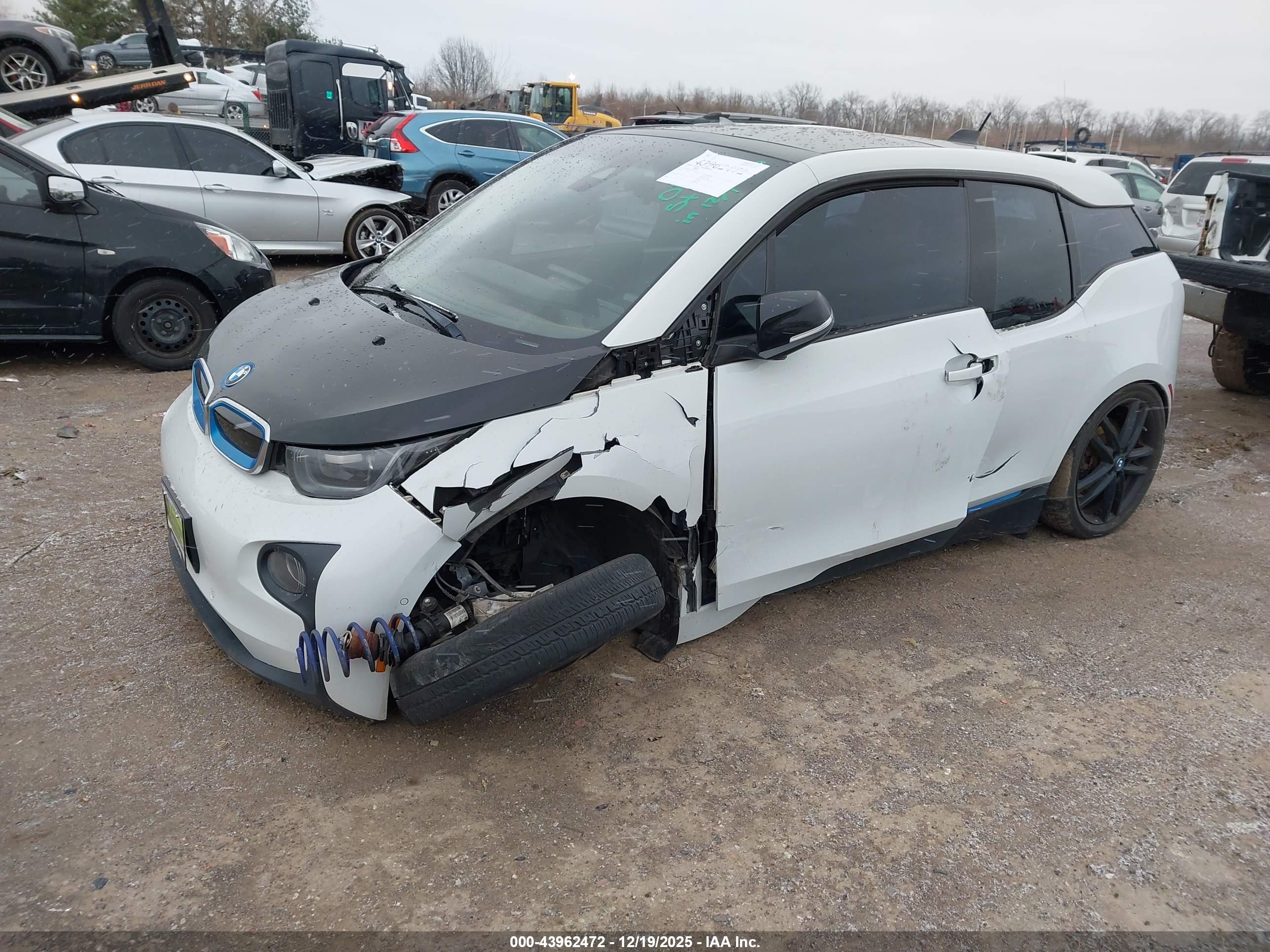 BMW I3 image 2