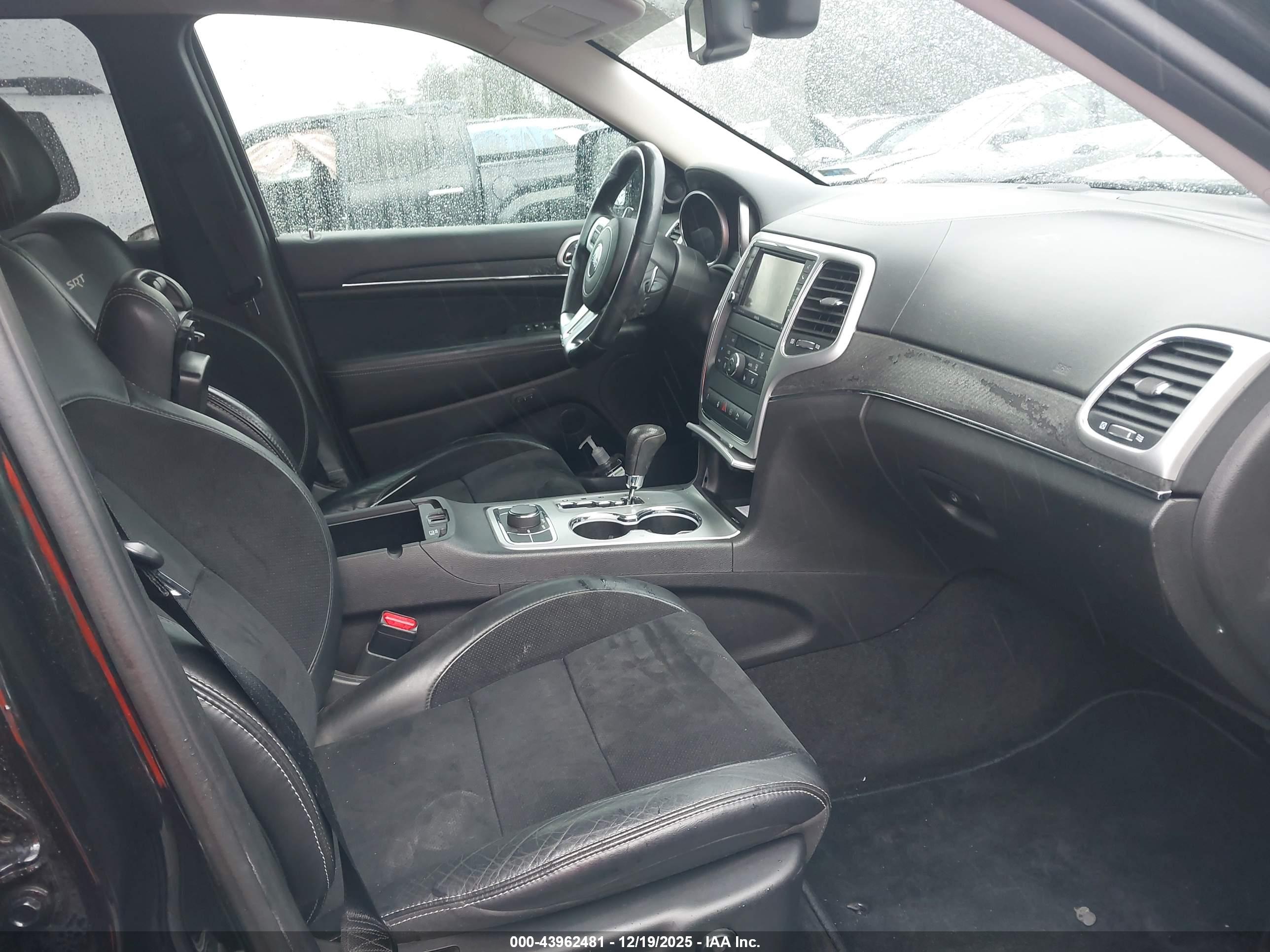 JEEP GRAND image 5