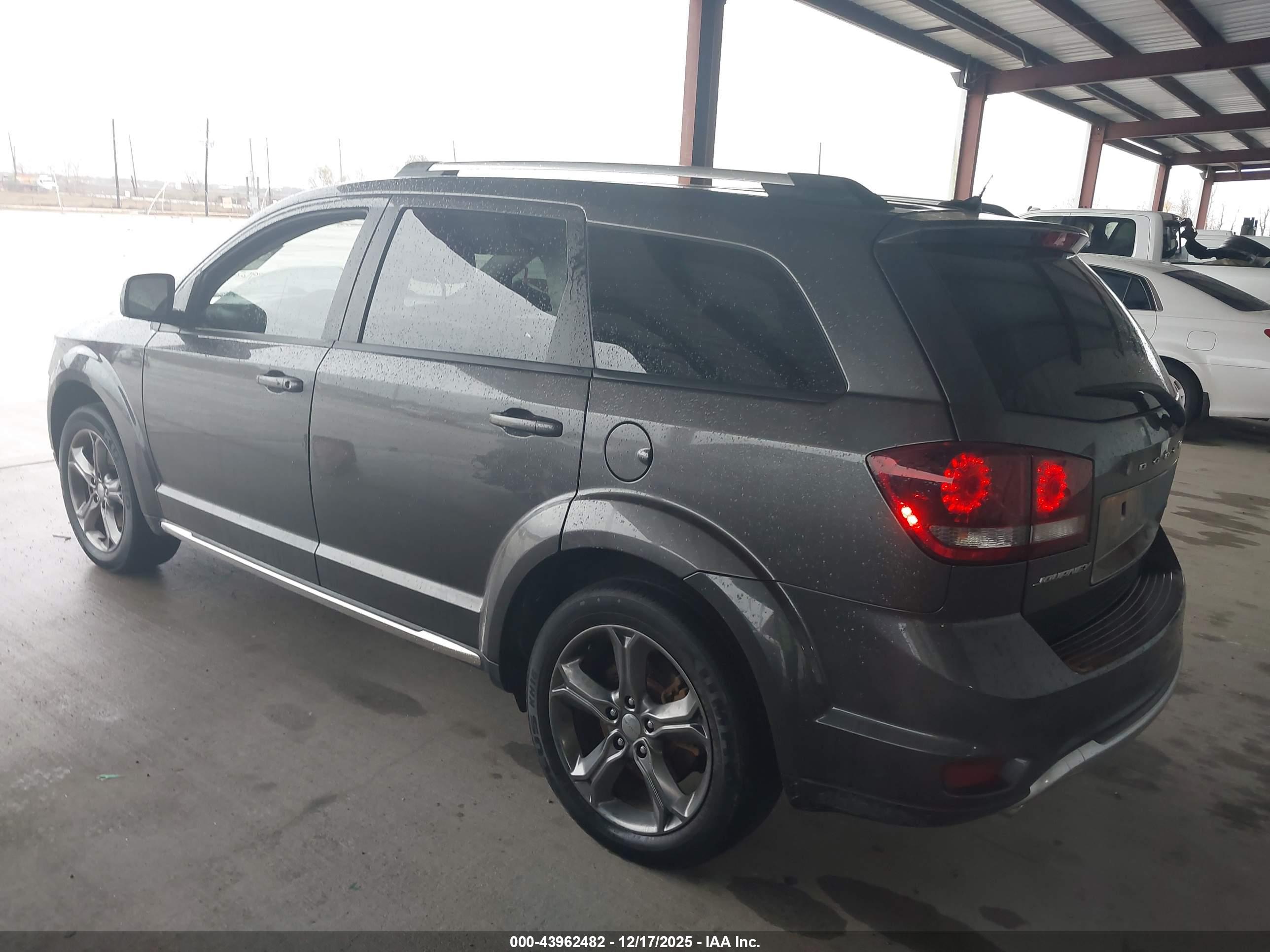 DODGE JOURNEY image 3